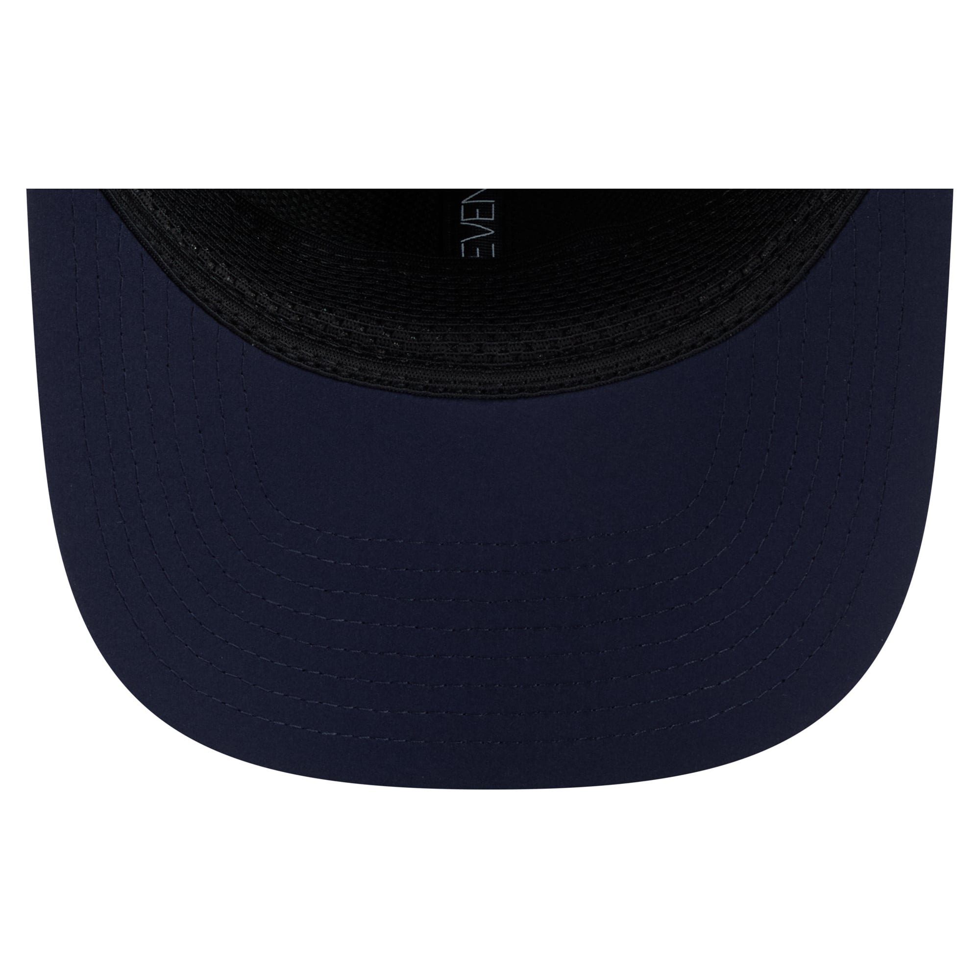 Men's New Era Navy Chicago Bears 2026 Sideline 9SEVENTY Adjustable Hat