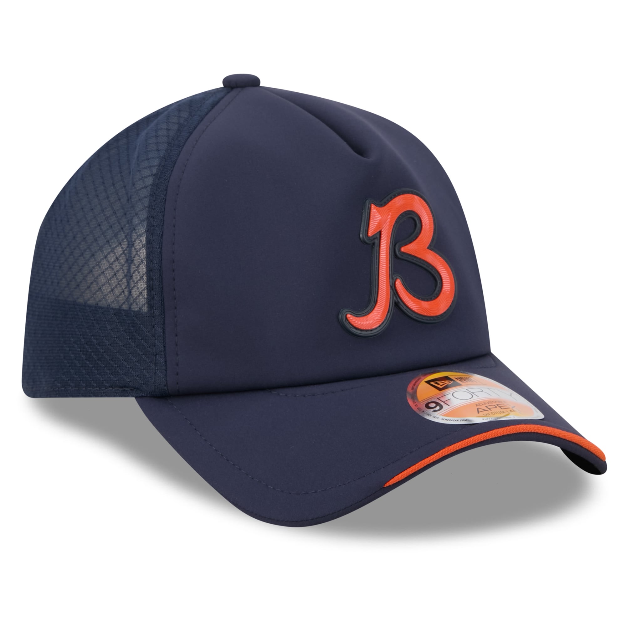 Men's New Era Navy Chicago Bears 2026 Sideline Alternate Apex 9FORTY Adjustable Trucker Hat