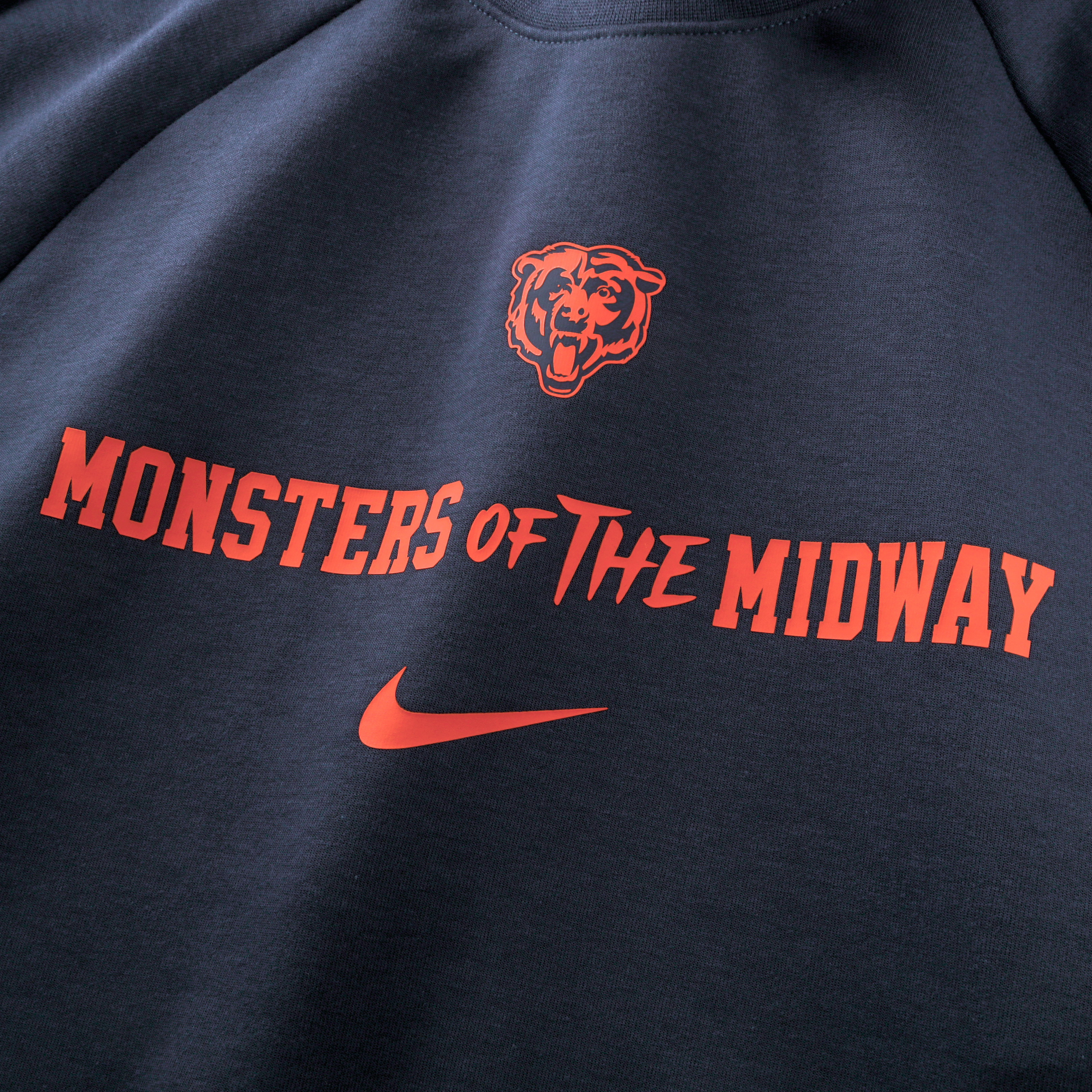 Men's Nike Navy Chicago Bears 2026 Rivalries Collection Dri-FIT Crew Sweatshirt