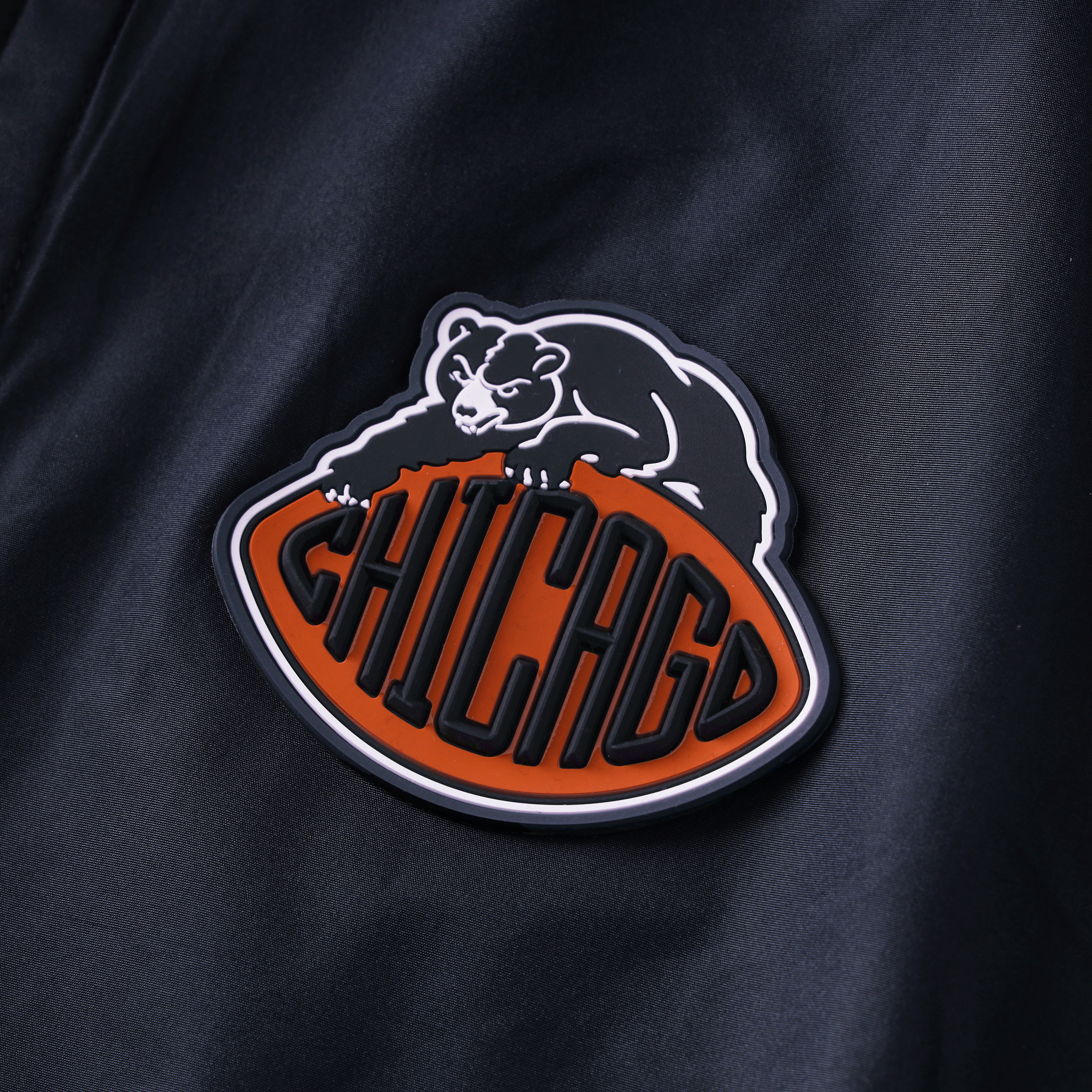 Pantalon coupe-vent Nike Windrunner bleu marine Chicago Bears Collection 2026 Rivalries pour homme