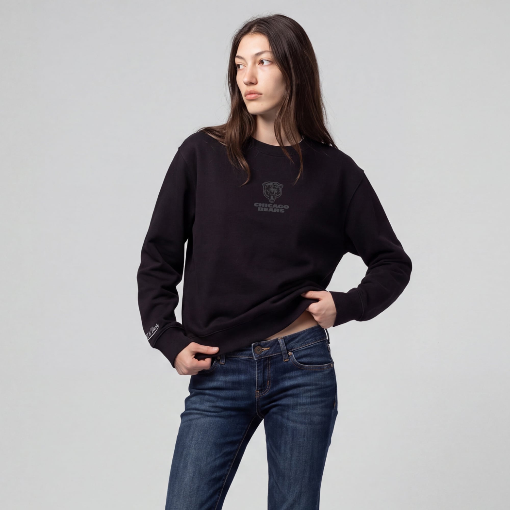 Women's Mitchell & Ness Black Chicago Bears Core Essentials Micro Logo Fleece Sweatshirt