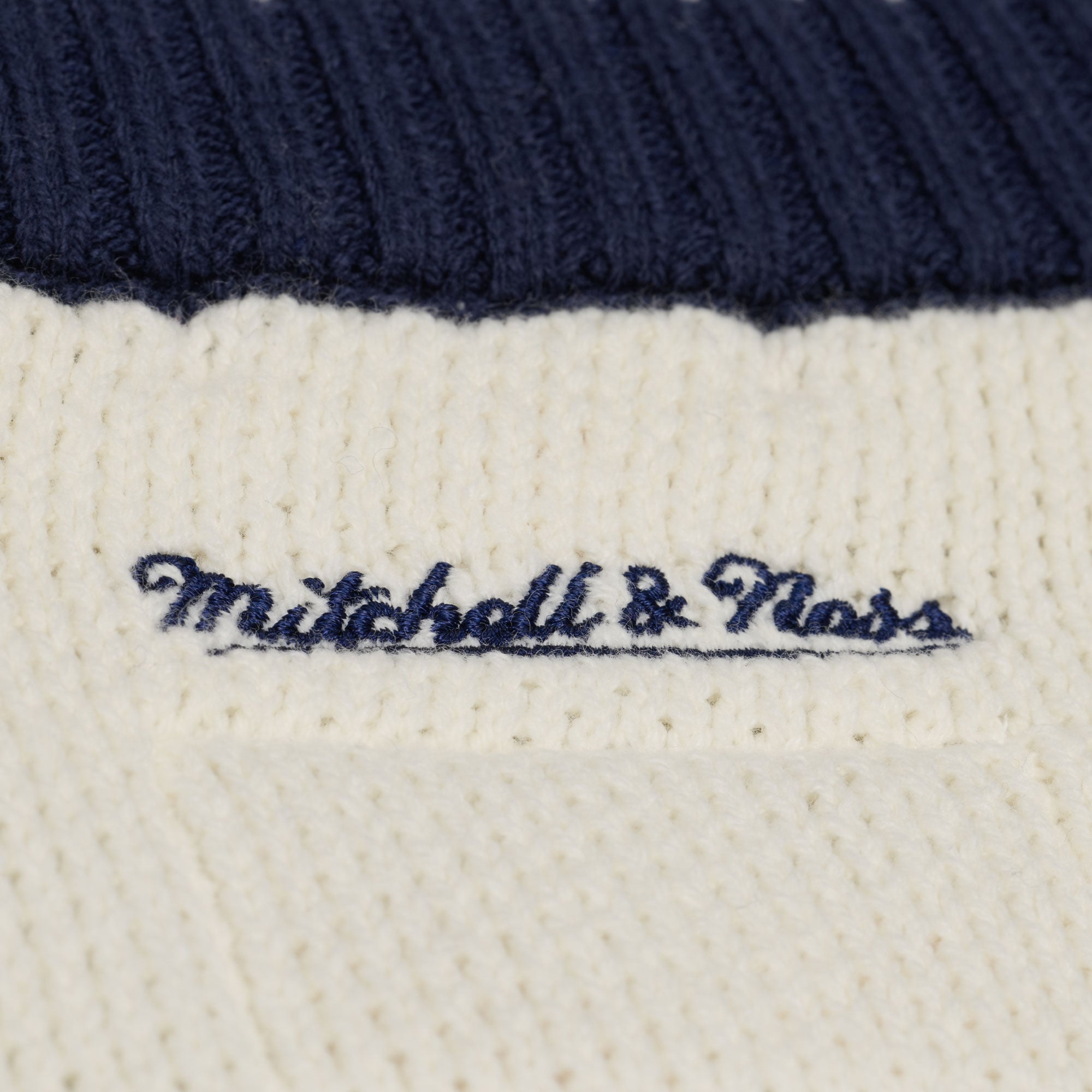 Women's Mitchell & Ness Cream/Navy Chicago Bears Retro Roots V-Neck Sweater