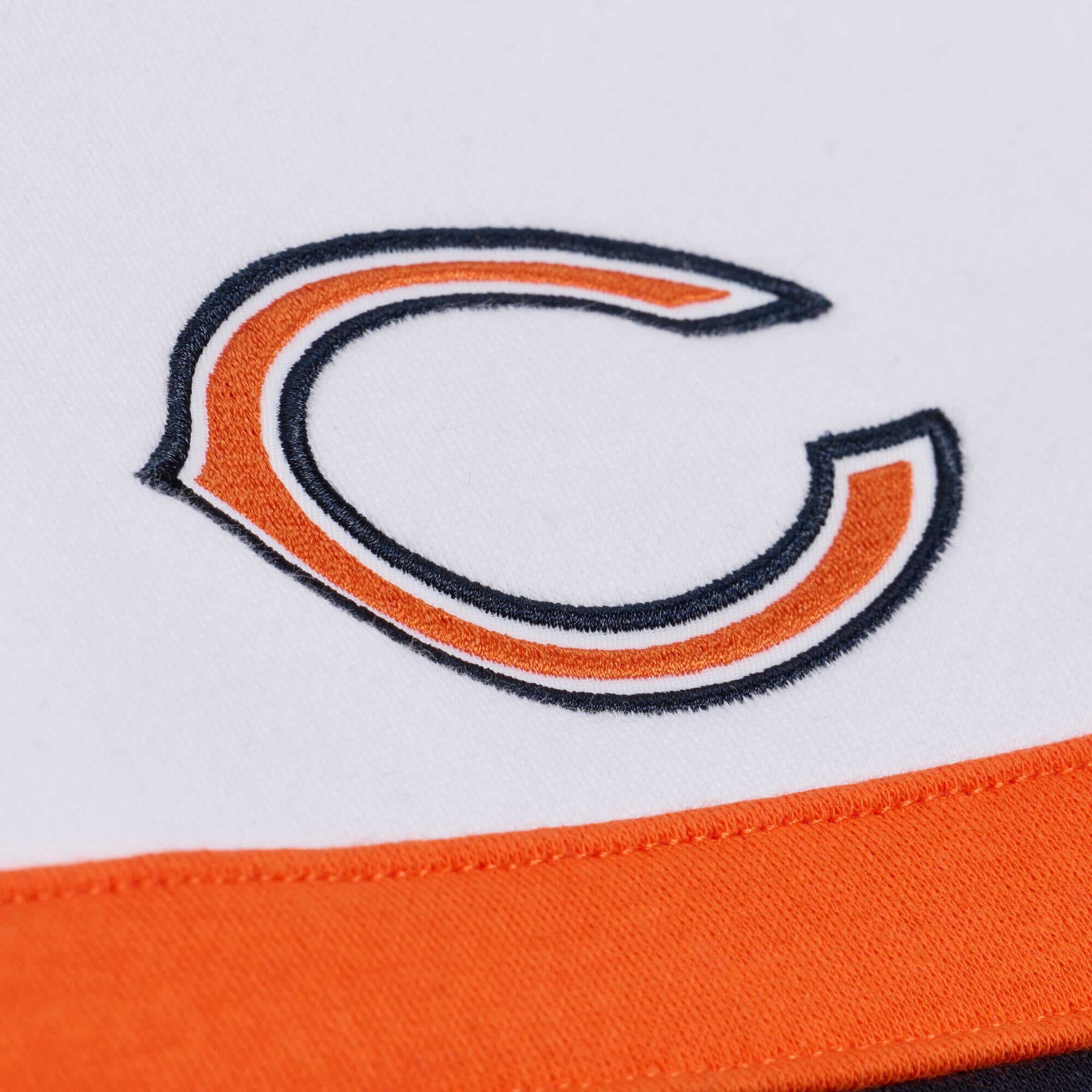 Pull à col zippé Mitchell & Ness bleu marine pour femme, modèle Chicago Bears Head Coach