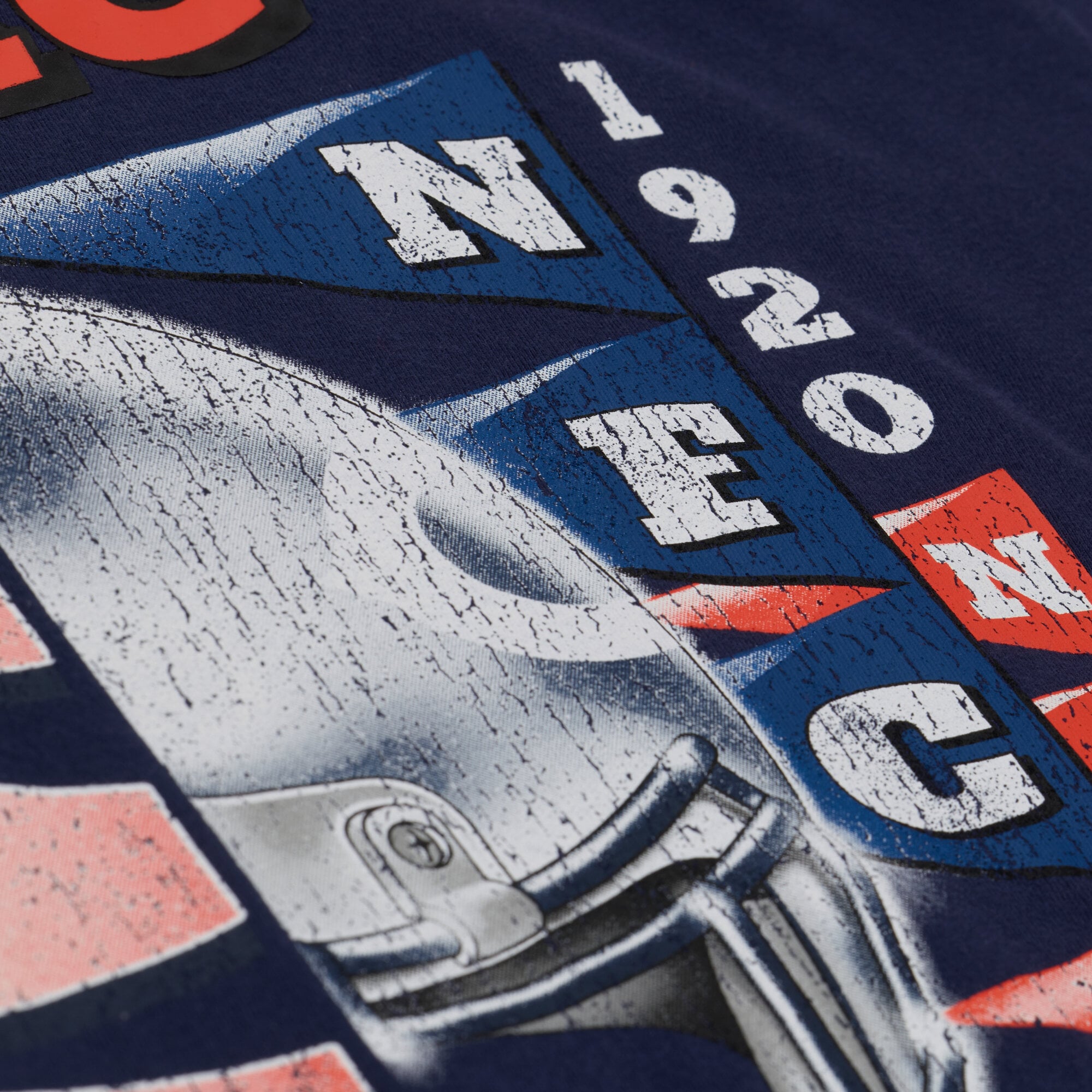 Women's Mitchell & Ness Navy Chicago Bears Street Graphic Boxy Cropped T-Shirt