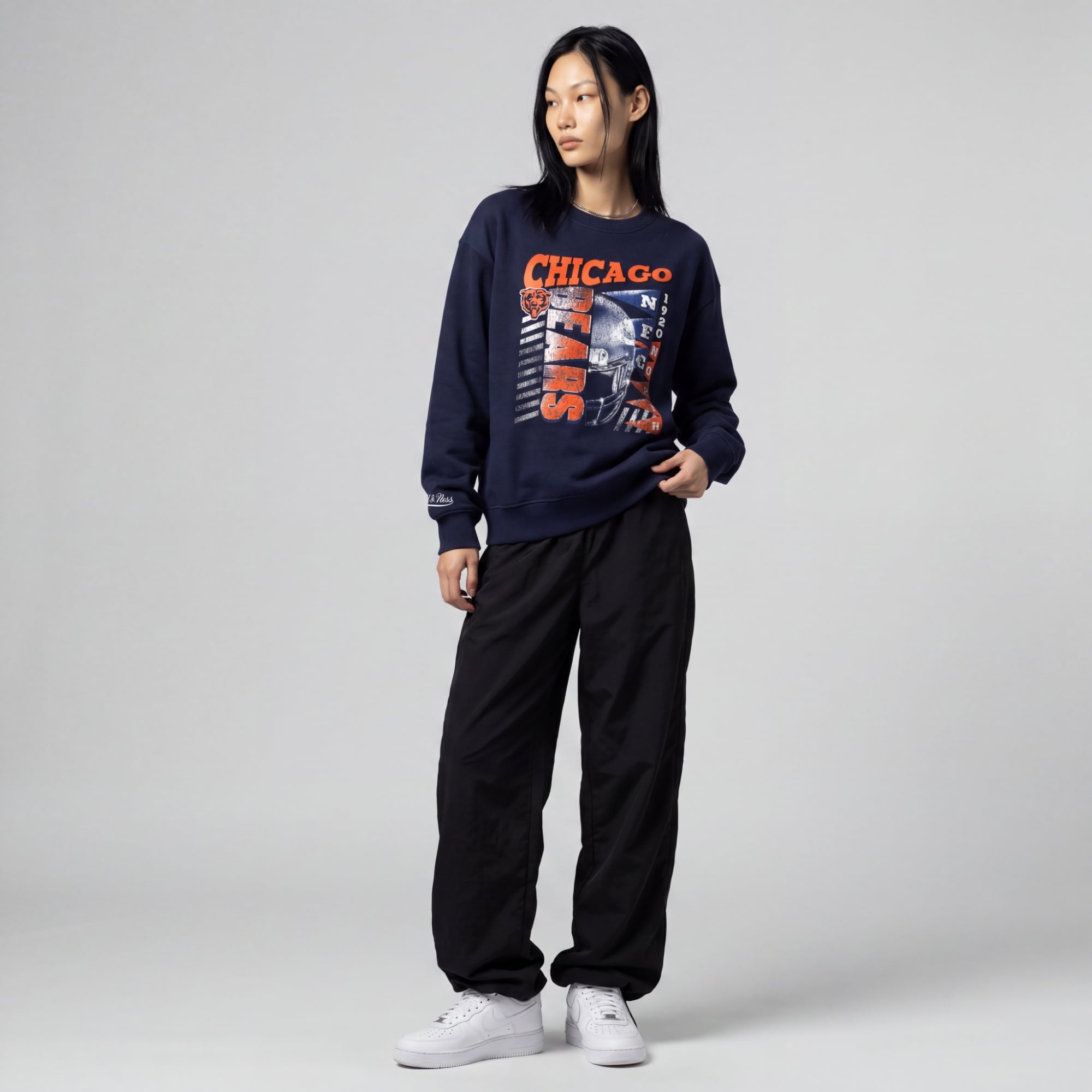 Women's Mitchell & Ness  Navy Chicago Bears Street Graphic Crewneck Sweatshirt