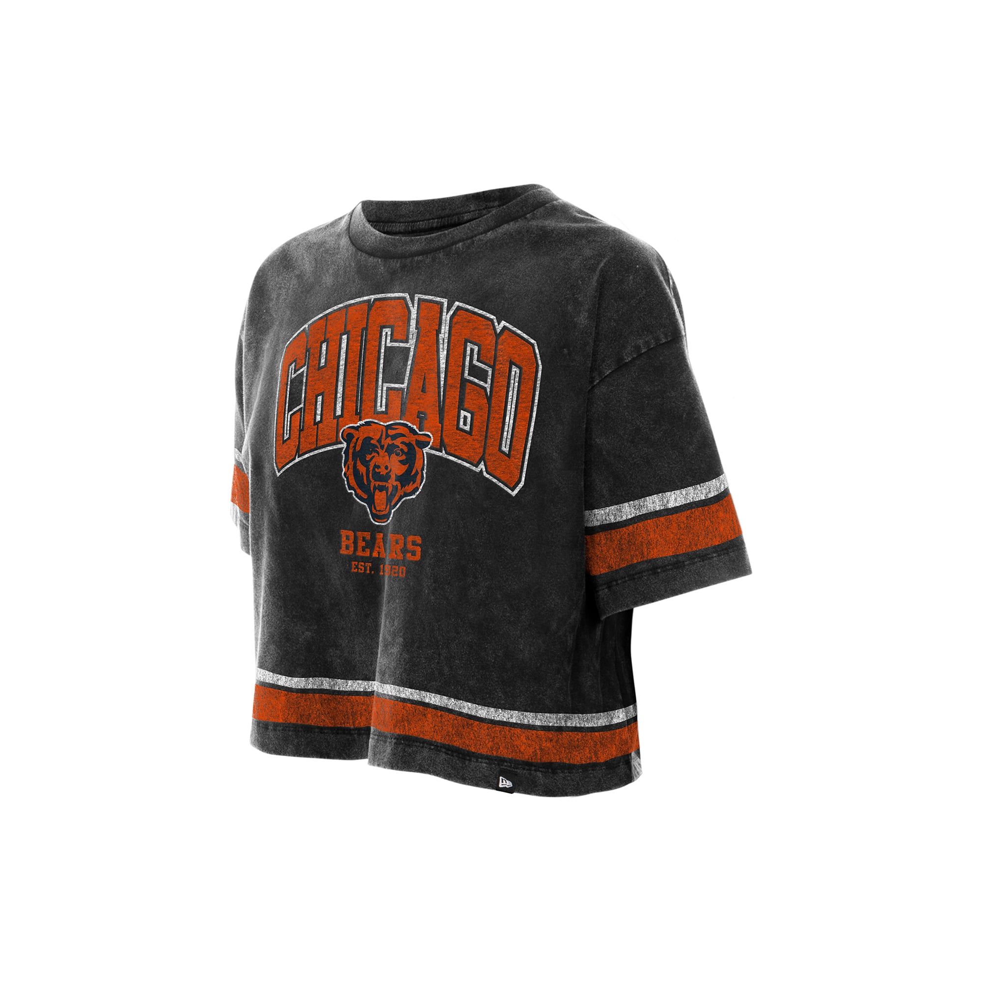 T-shirt court New Era noir Chicago Bears Lifestyle pour femme, délavé à l'huile minérale, coupe carrée.