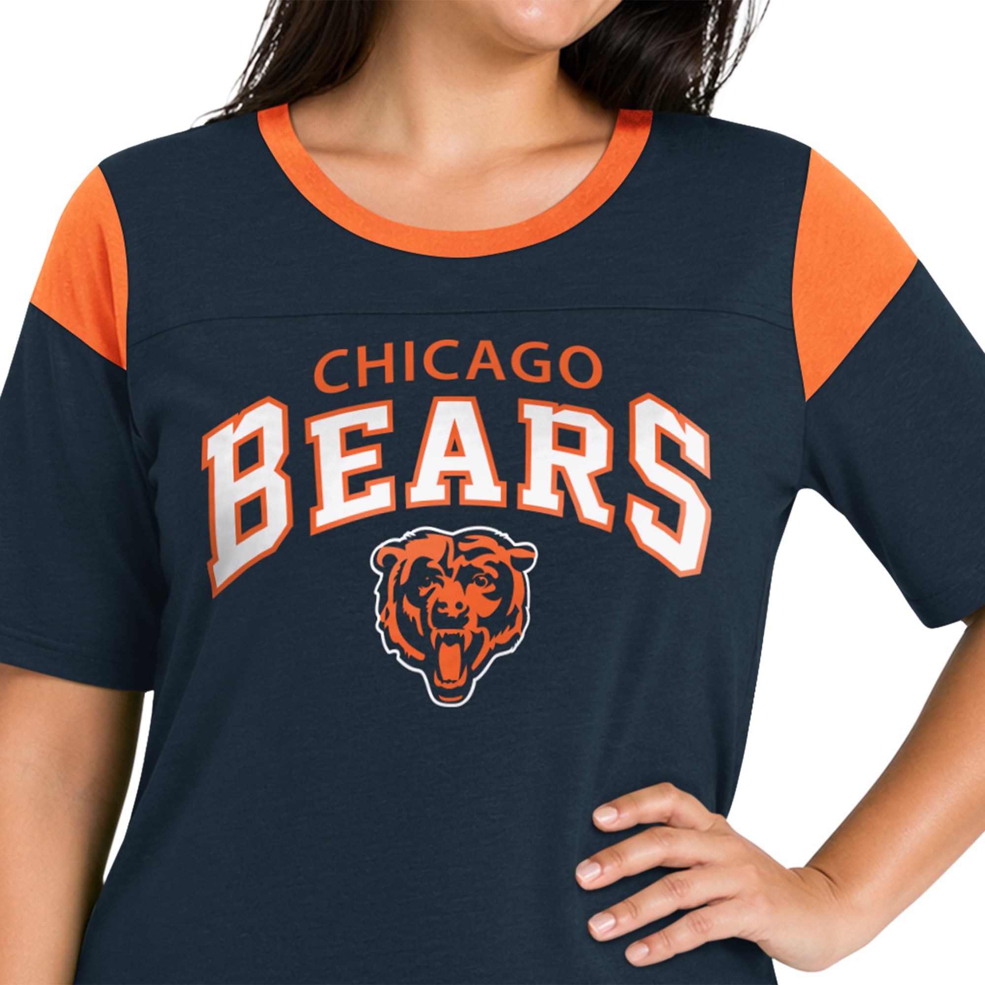 T-shirt Starter Navy Chicago Bears pour femme, grande taille, style linebacker, en jersey flammé.
