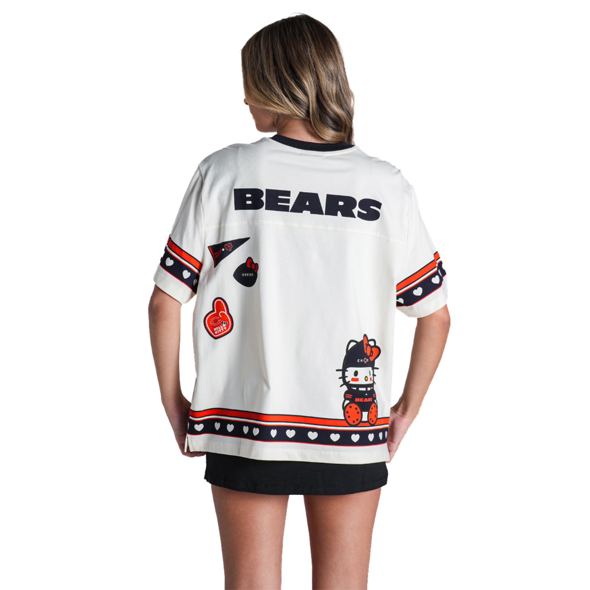 T-shirt oversize crème Chicago Bears pour femme The Wild Collective x Hello Kitty