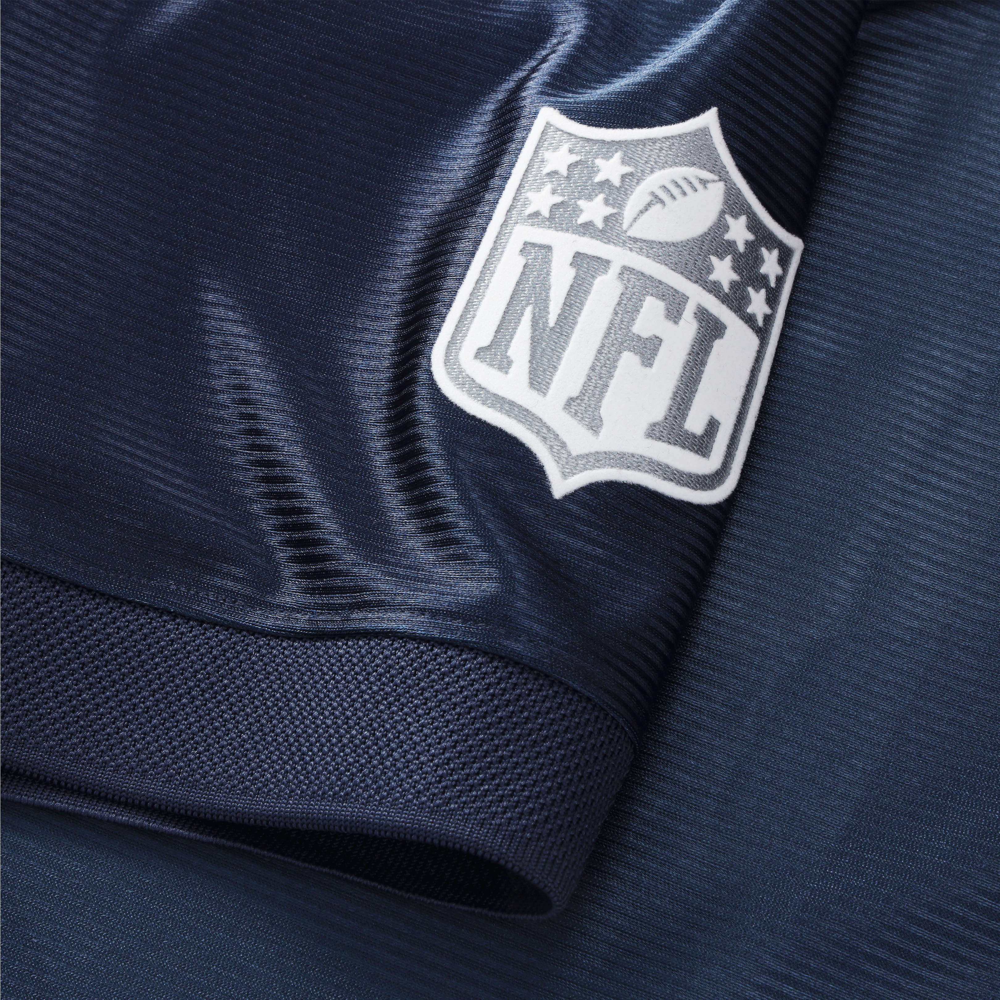 Youth Fanatics Navy Chicago Bears Football x V-Neck Fan Top