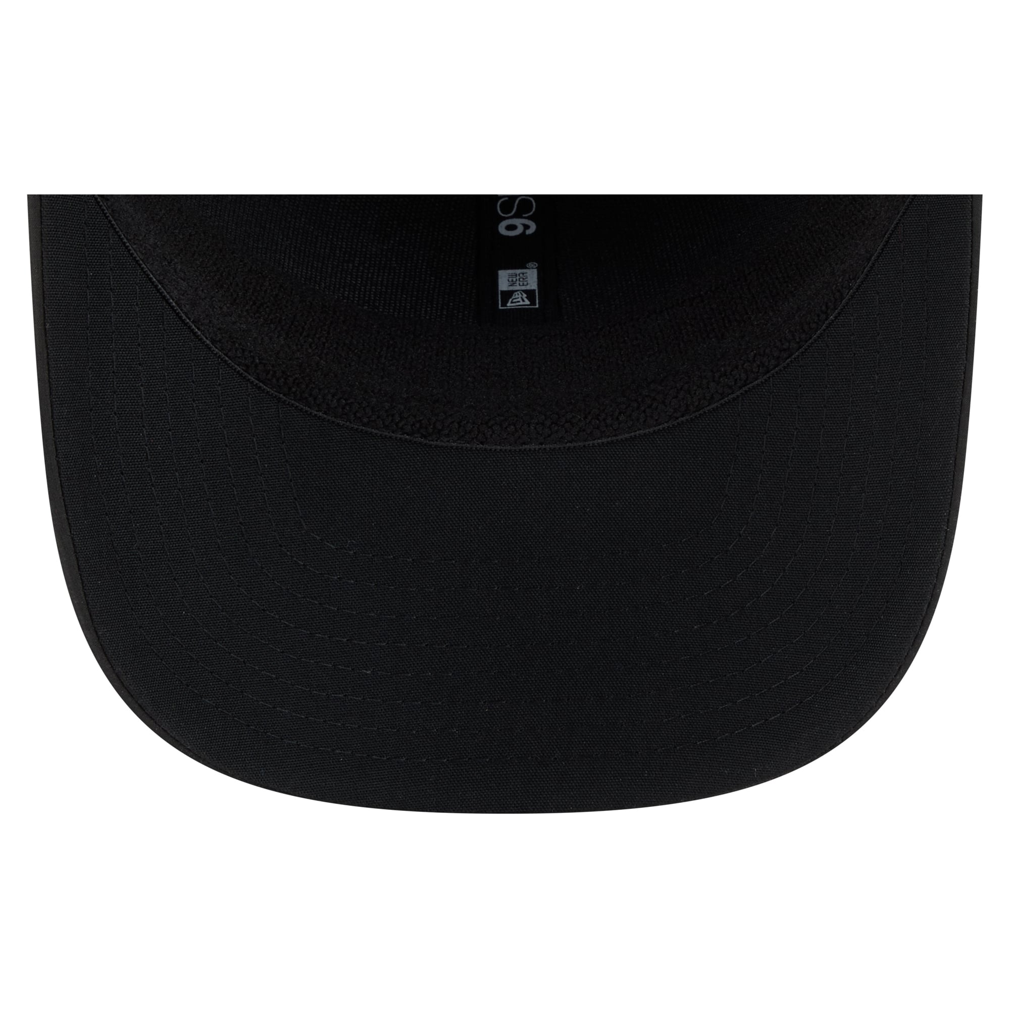 Casquette ajustable New Era Black Chicago Bears 2026 Salute To Service 9SEVENTY pour jeunes