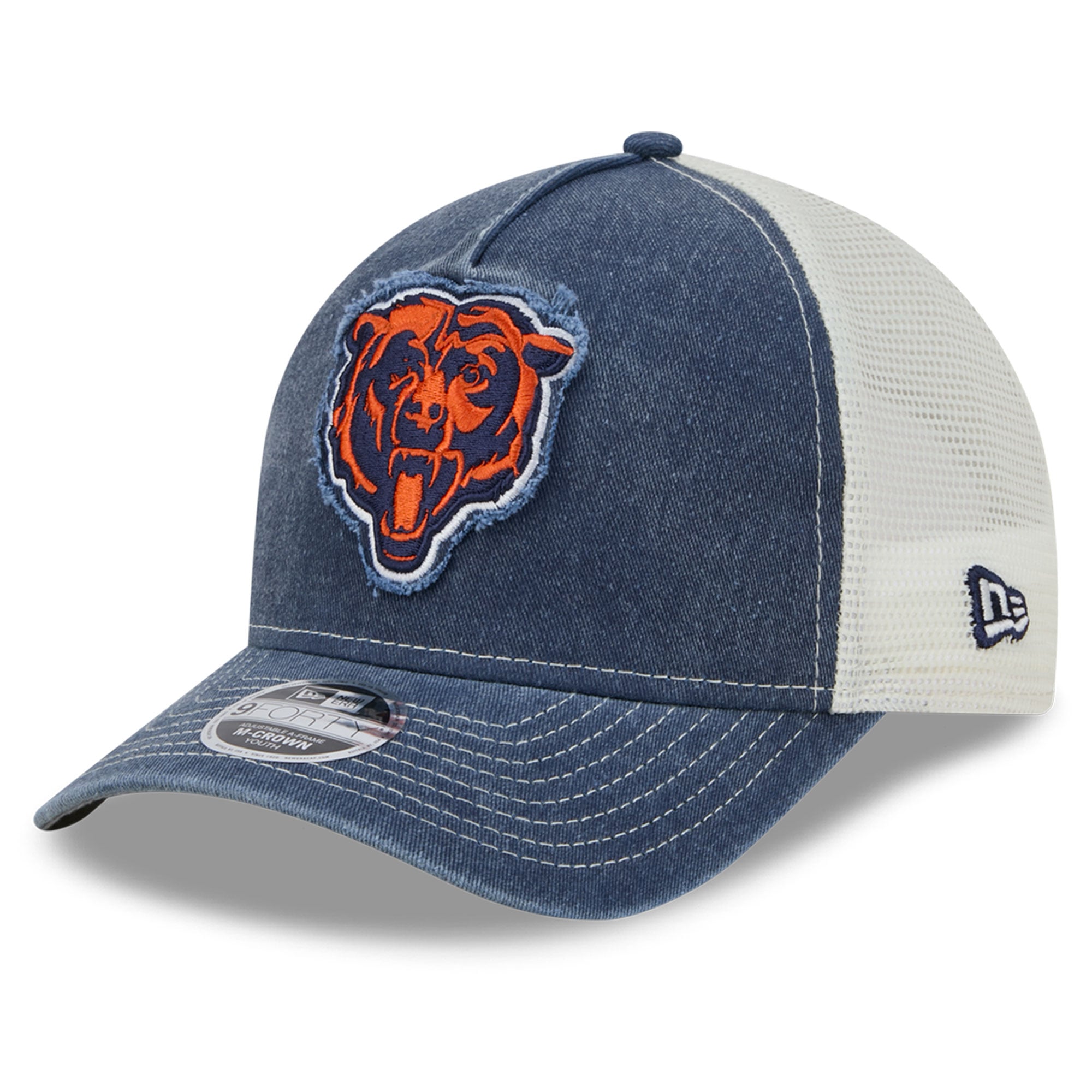 Casquette trucker ajustable New Era bleu marine Chicago Bears 9FORTY pour jeunes, modèle A-Frame M-Crown, pour fans des Bears de Chicago.