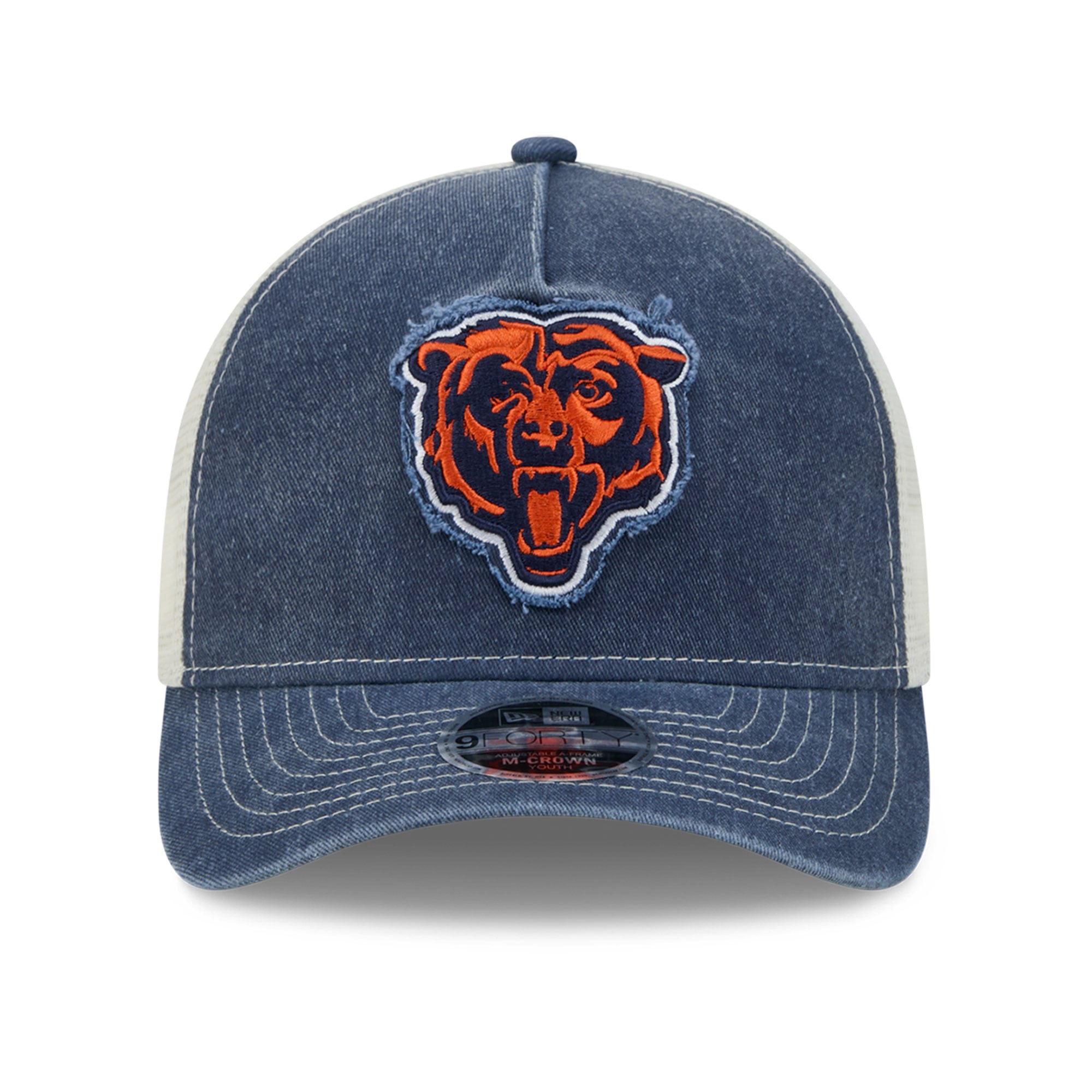 Casquette trucker ajustable New Era bleu marine Chicago Bears 9FORTY pour jeunes, modèle A-Frame M-Crown, pour fans des Bears de Chicago.