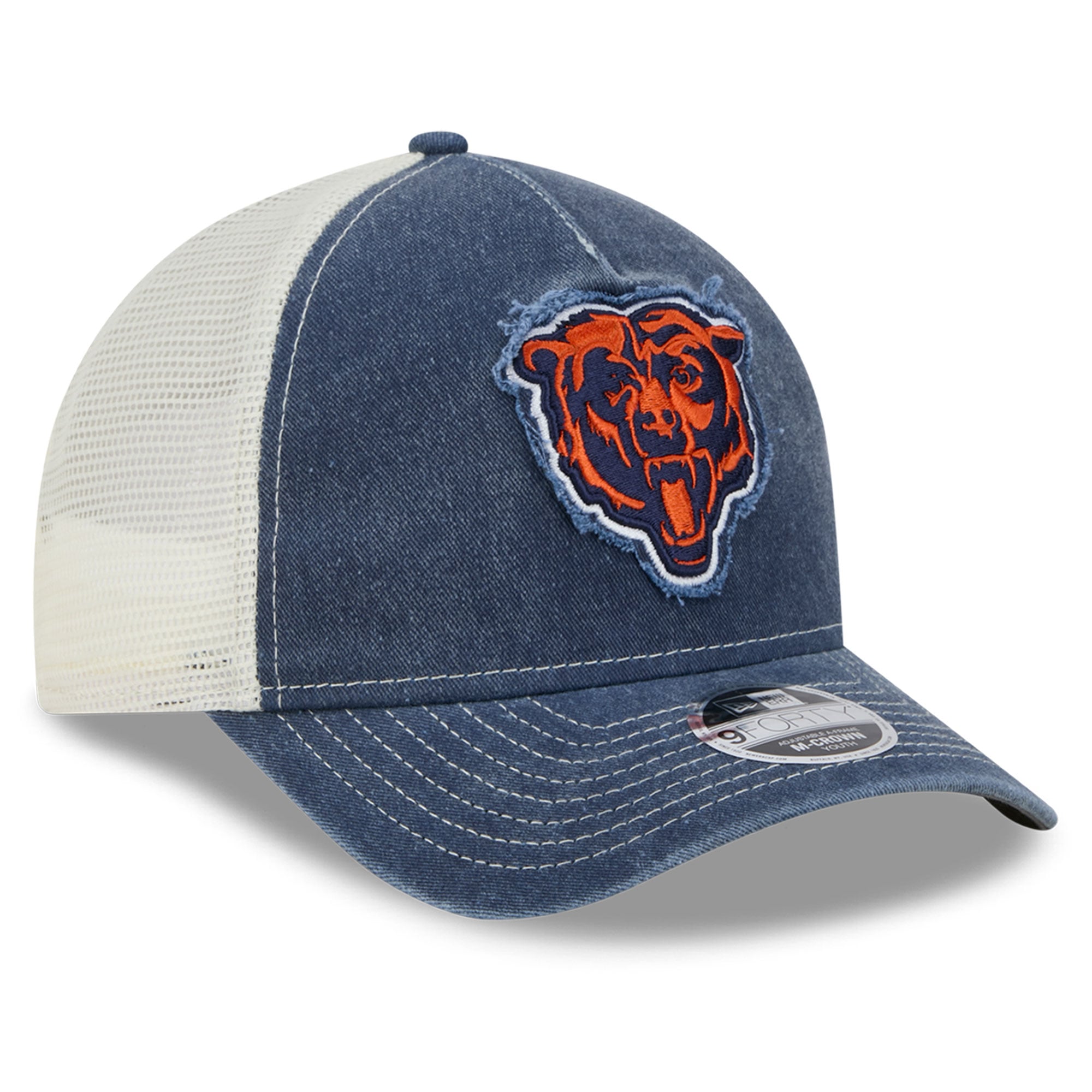 Casquette trucker ajustable New Era bleu marine Chicago Bears 9FORTY pour jeunes, modèle A-Frame M-Crown, pour fans des Bears de Chicago.