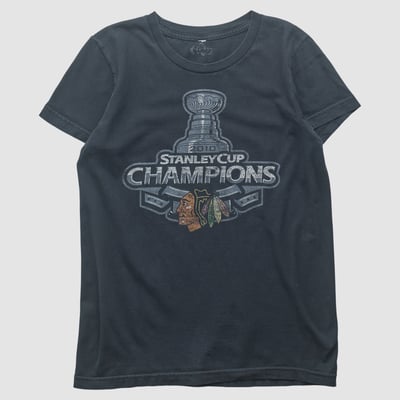 Chicago Blackhawks 2010 T-shirt - Black - L by Fanatics Real Vintage