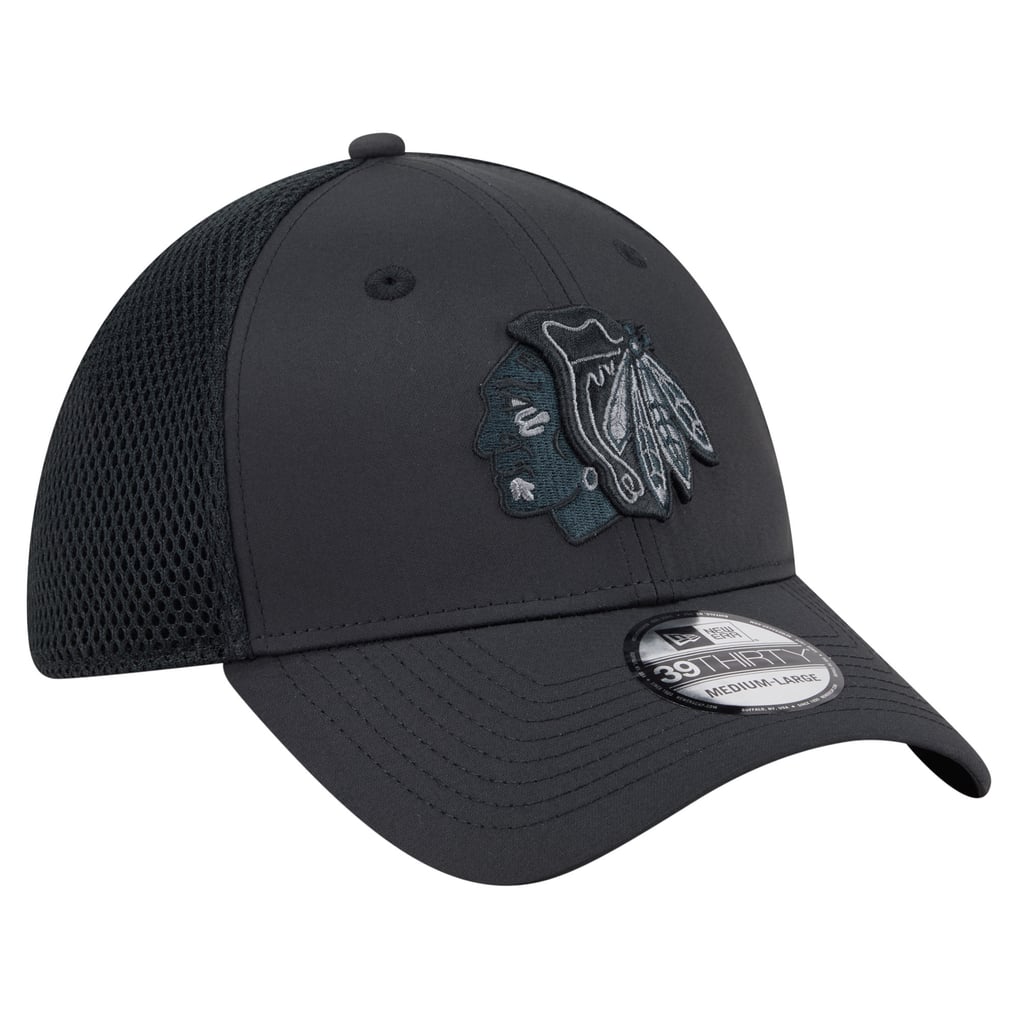 Chicago Blackhawks New Era Blackout 39THIRTY Stretch Hat - Black