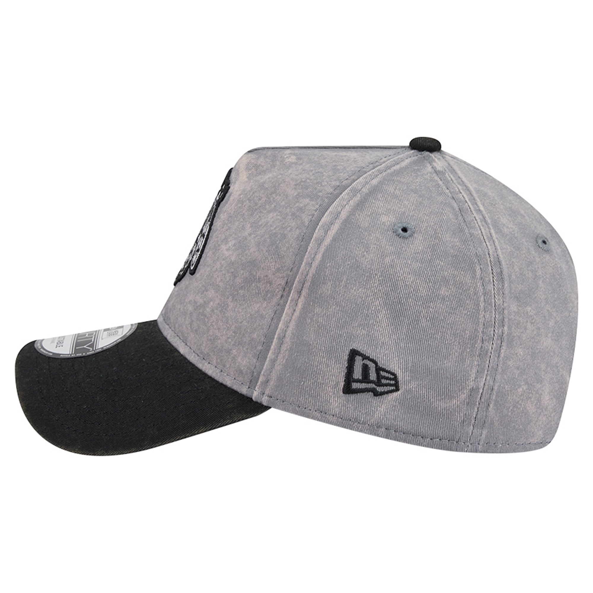 Men's New Era Gray/Black Chicago Blackhawks Storm A-Frame 9FORTY Adjustable Hat