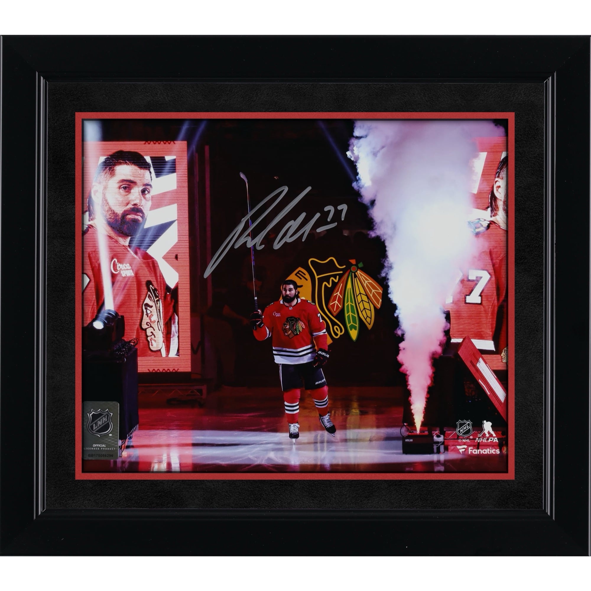 Pat Maroon Chicago Blackhawks Autographed 8" x 10" Pregame Intro Photograph
