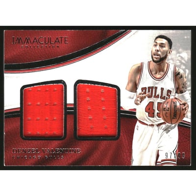 2016-17 Immaculate Collection Dual Materials #4 Denzel Valentine
