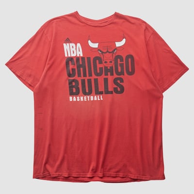 Chicago Bulls Adidas 2010s T-shirt - Red - XL by Fanatics Real Vintage