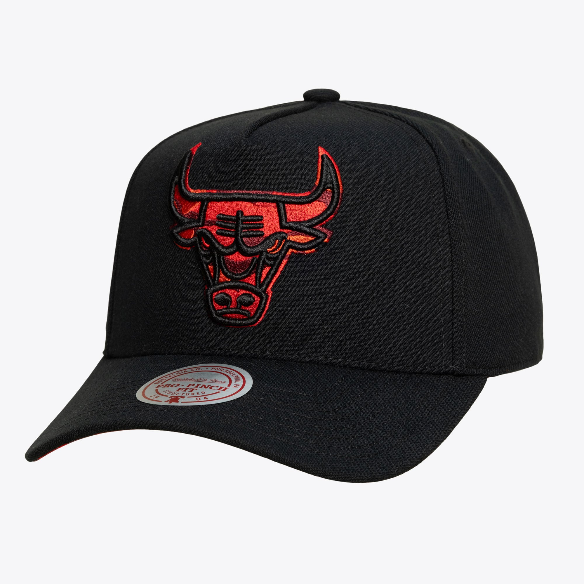 Chicago Bulls Black 404 Club Camo Pro Pinch Snapback Hat