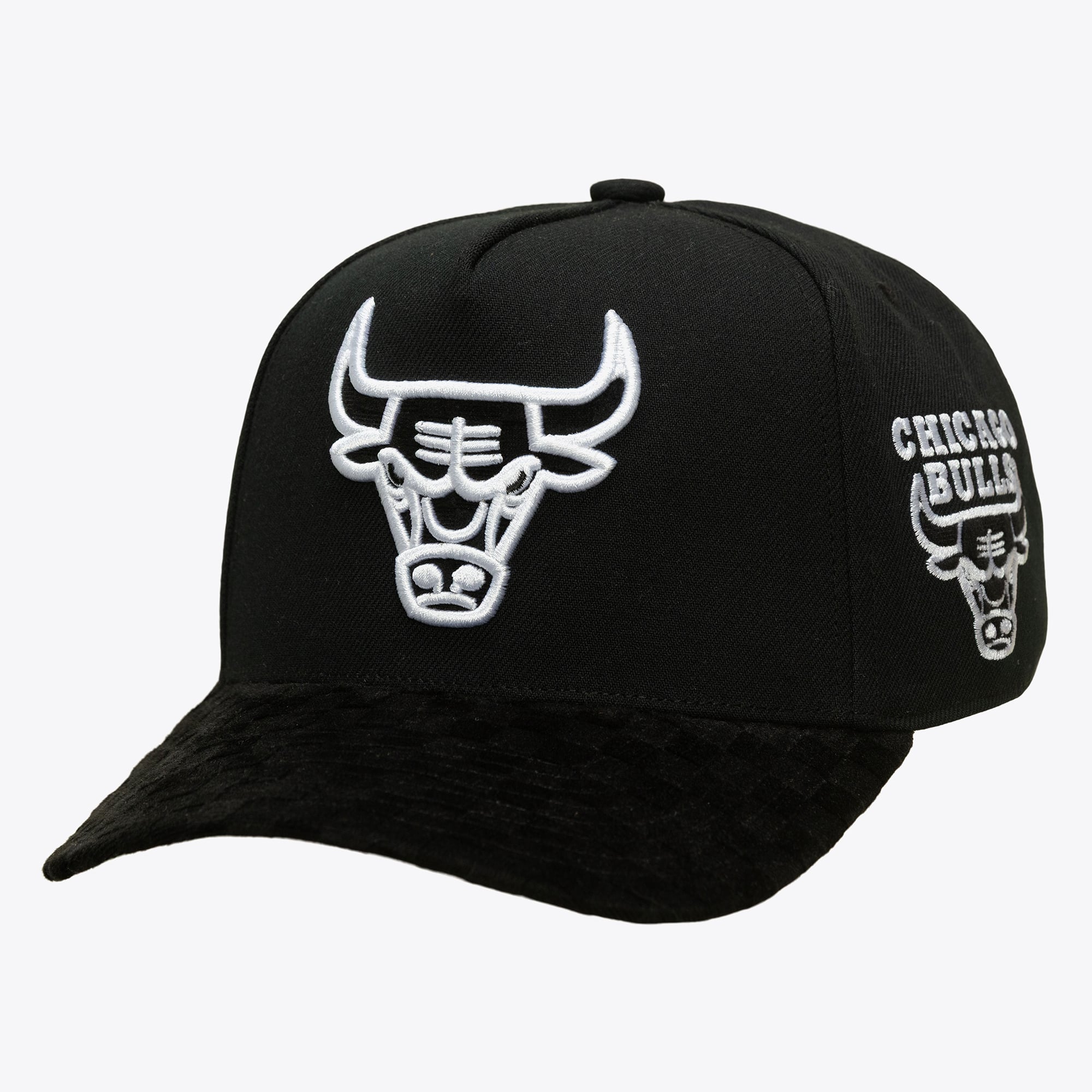 Chicago Bulls Black Check It Select It Pro Pinch Strapback Hat