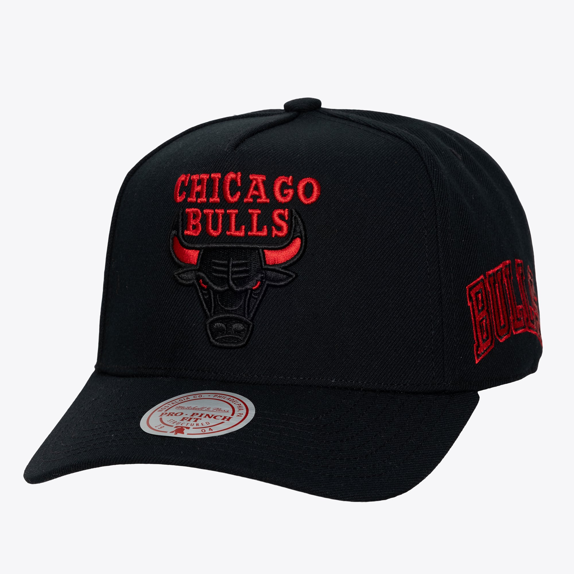 Chicago Bulls Black Legendary Away Pro Pinch Snapback Hat