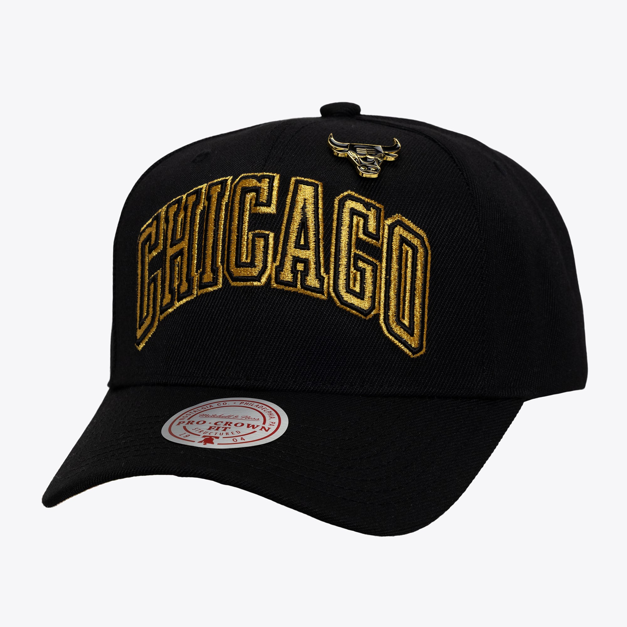 Chicago Bulls Black Pinned Gold Pro Crown Snapback Hat