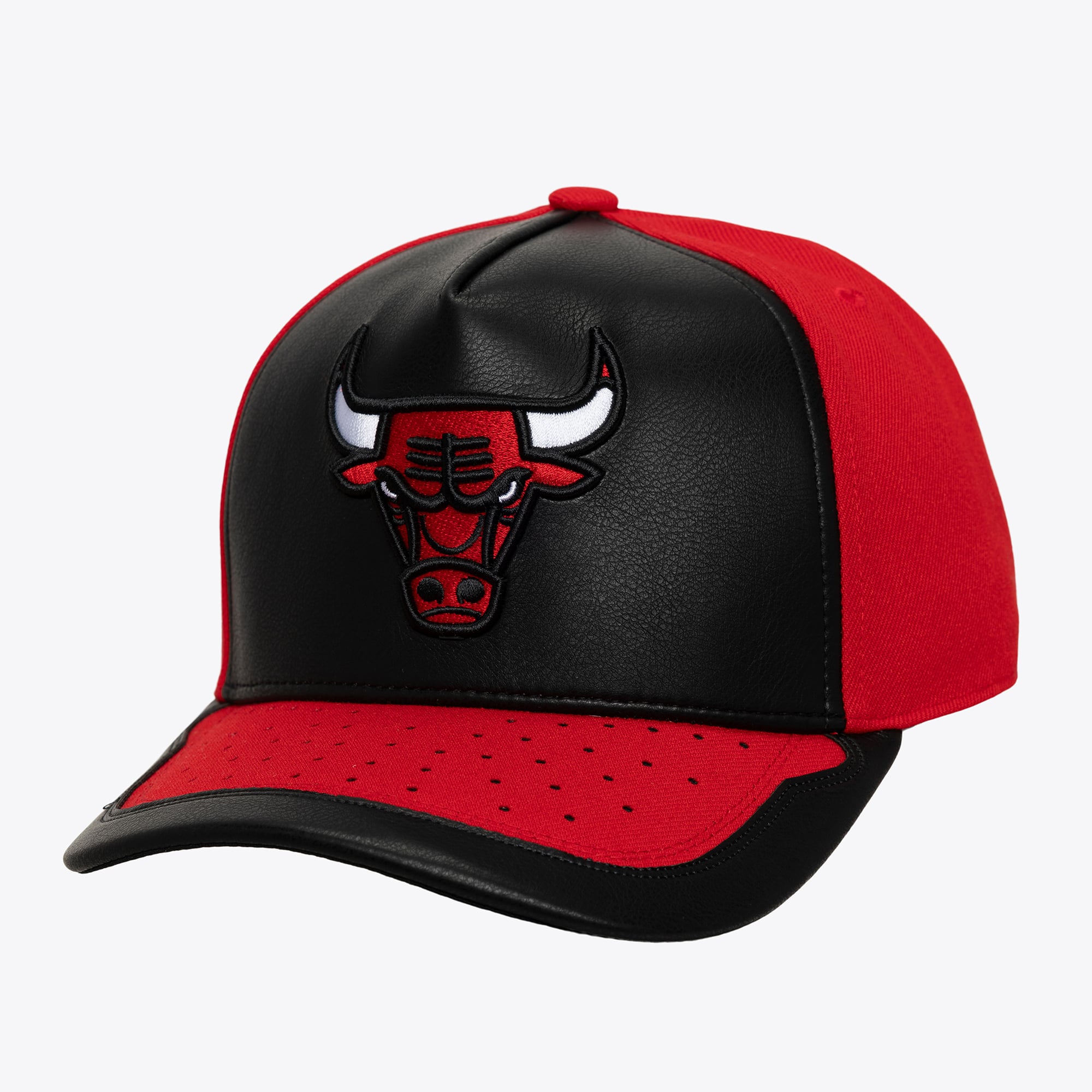 Chicago Bulls Black/Red Day One Pro Pinch Snapback Hat
