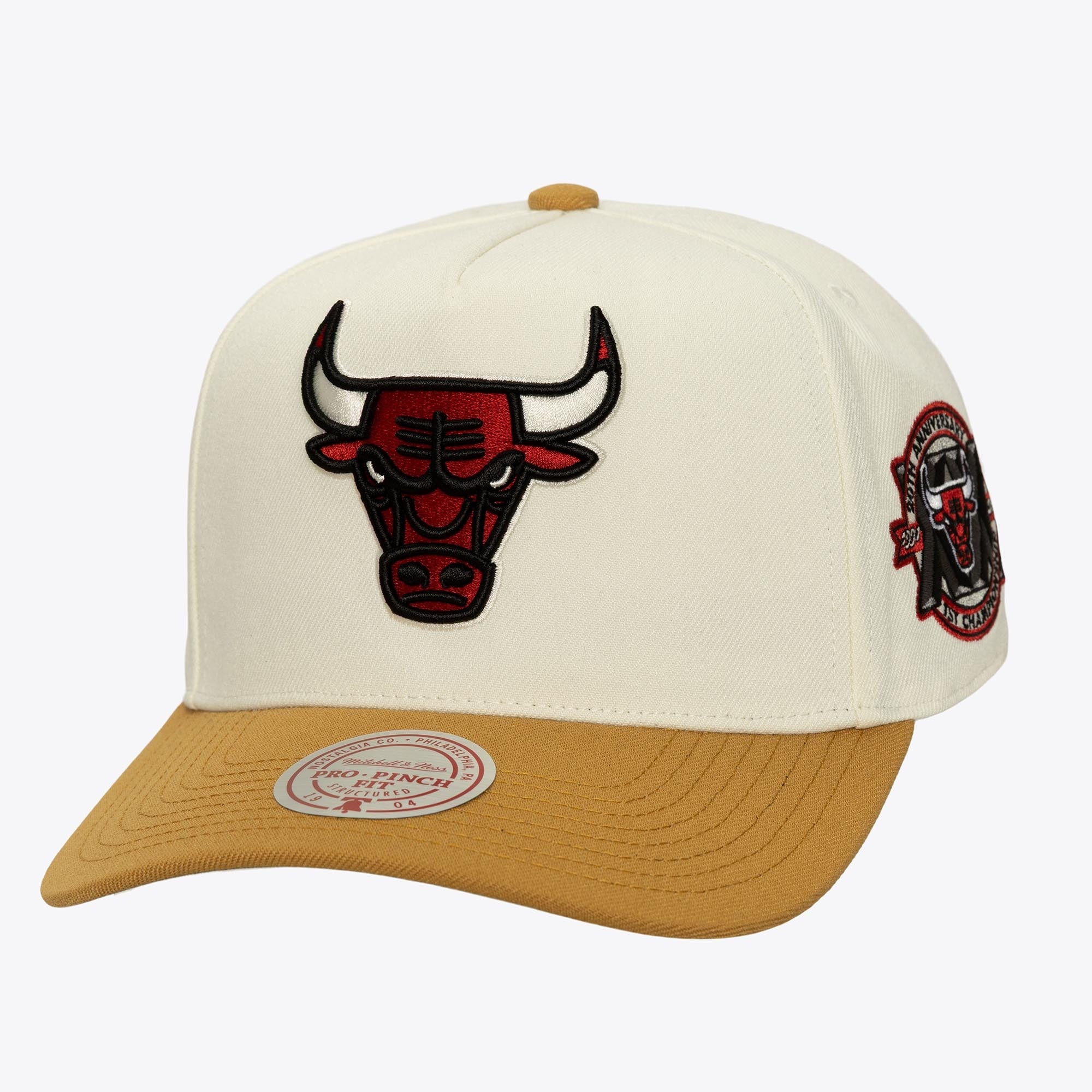 Chicago Bulls Cream/Brown Hardwood Classics Dusted Double Pro Pinch Snapback Hat