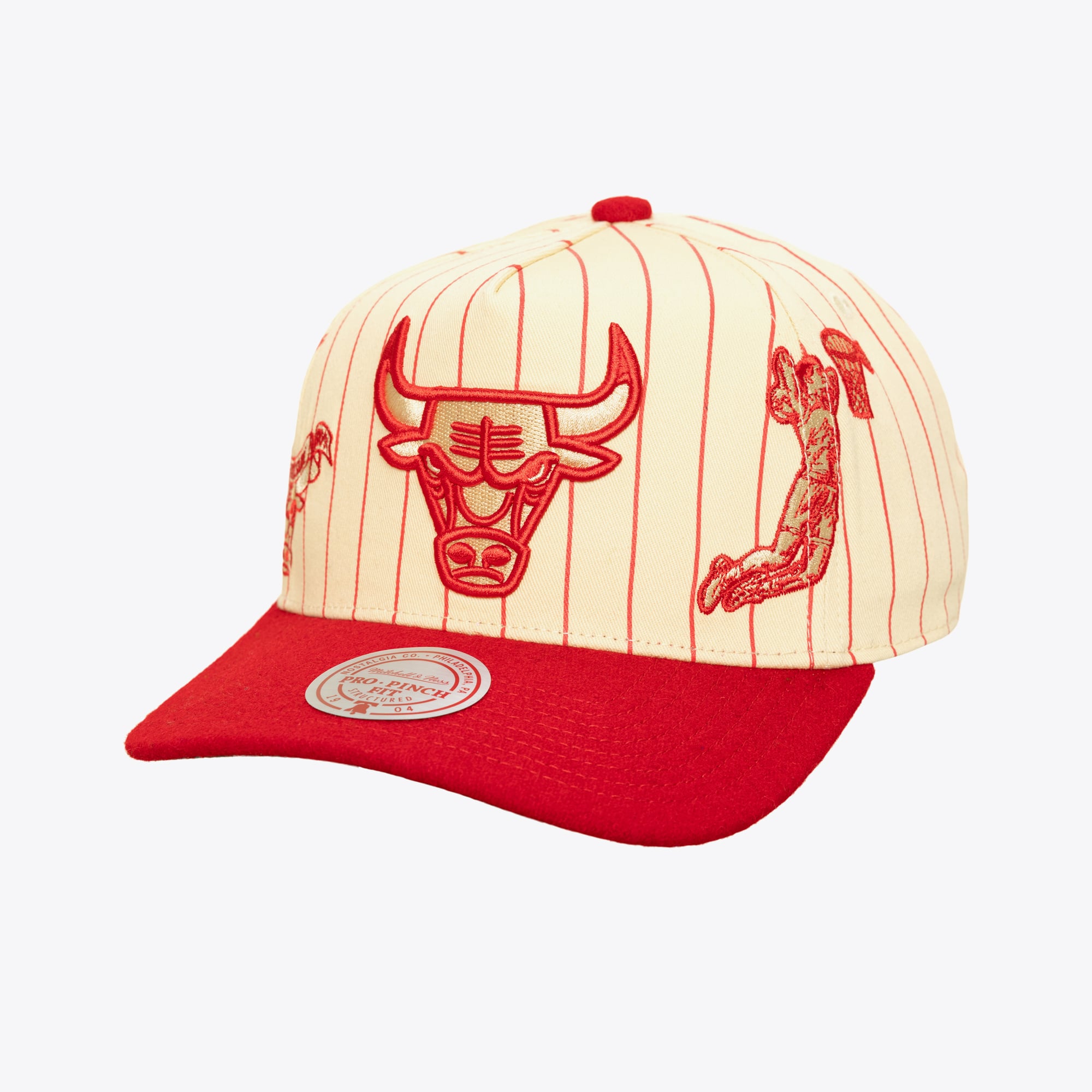Chicago Bulls Cream/Red Retro Roots Stripe Pro Pinch Snapback Hat