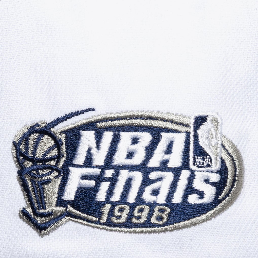 Casquette Snapback Chicago Bulls Mitchell & Ness - Blanc Et Bleu - Unisexe Adulte - Neuf Avec étiquette