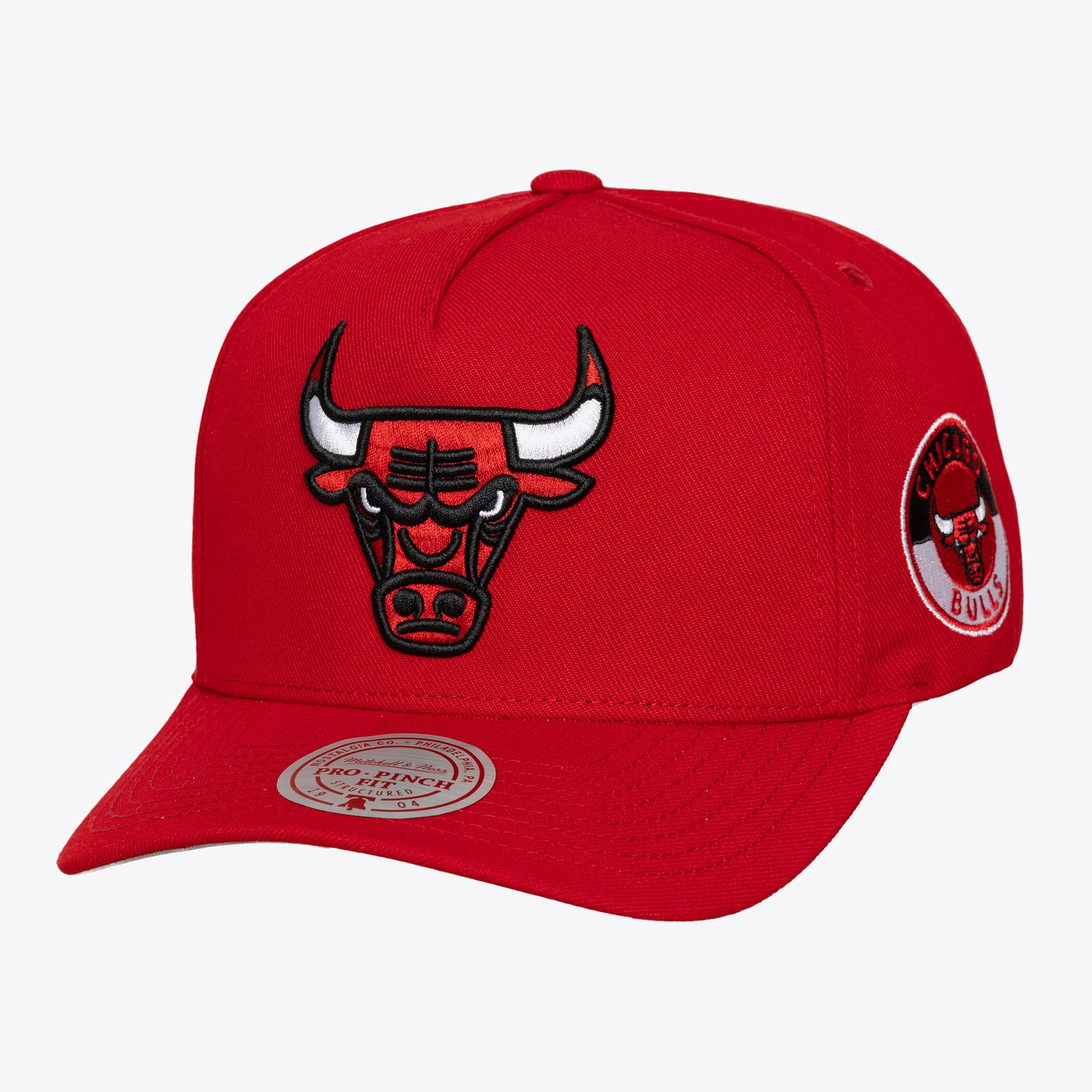 Chicago Bulls Red Double Clutch Pro Pinch Snapback Hat
