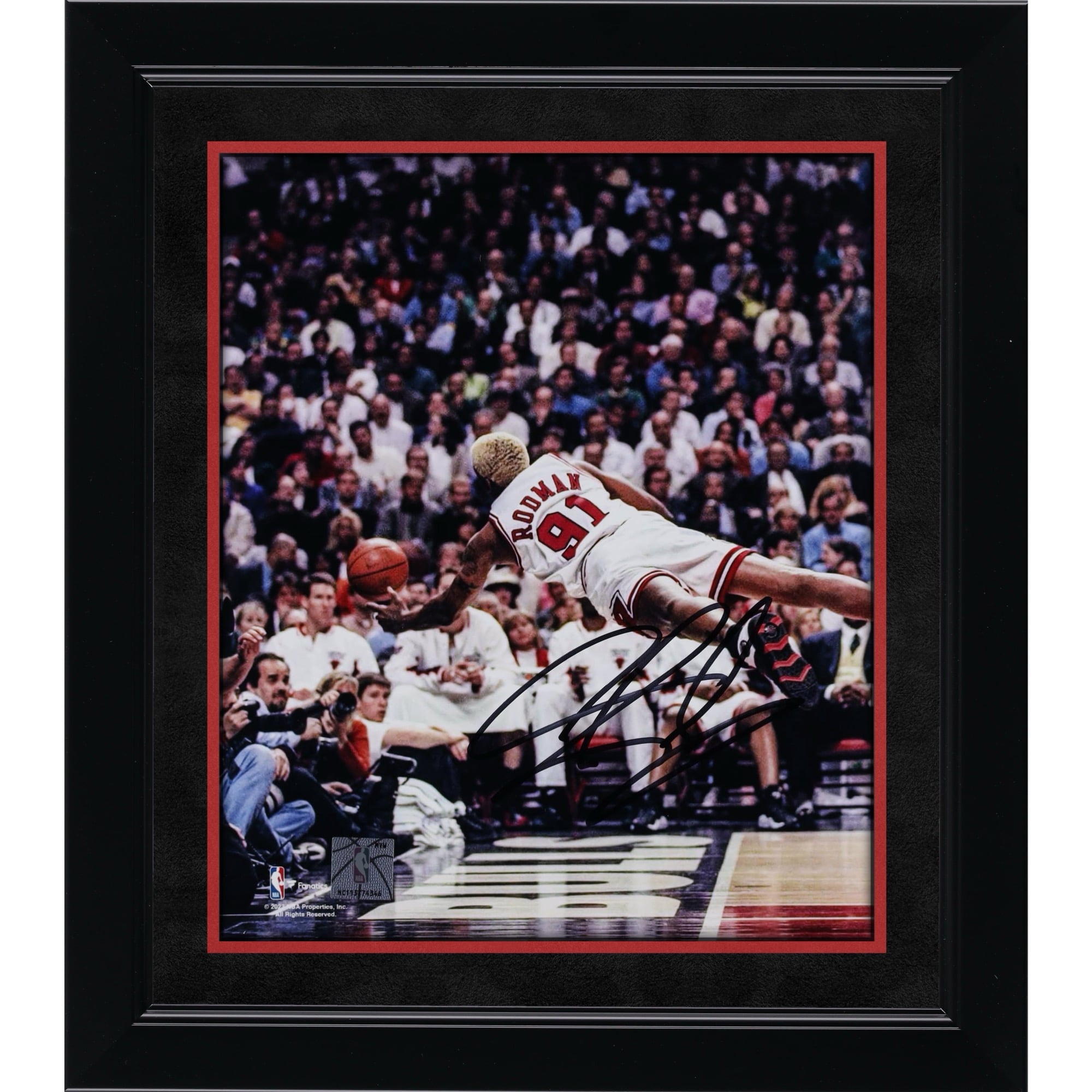 Dennis Rodman Chicago Bulls Autographed 8" x 10" Diving Photograph