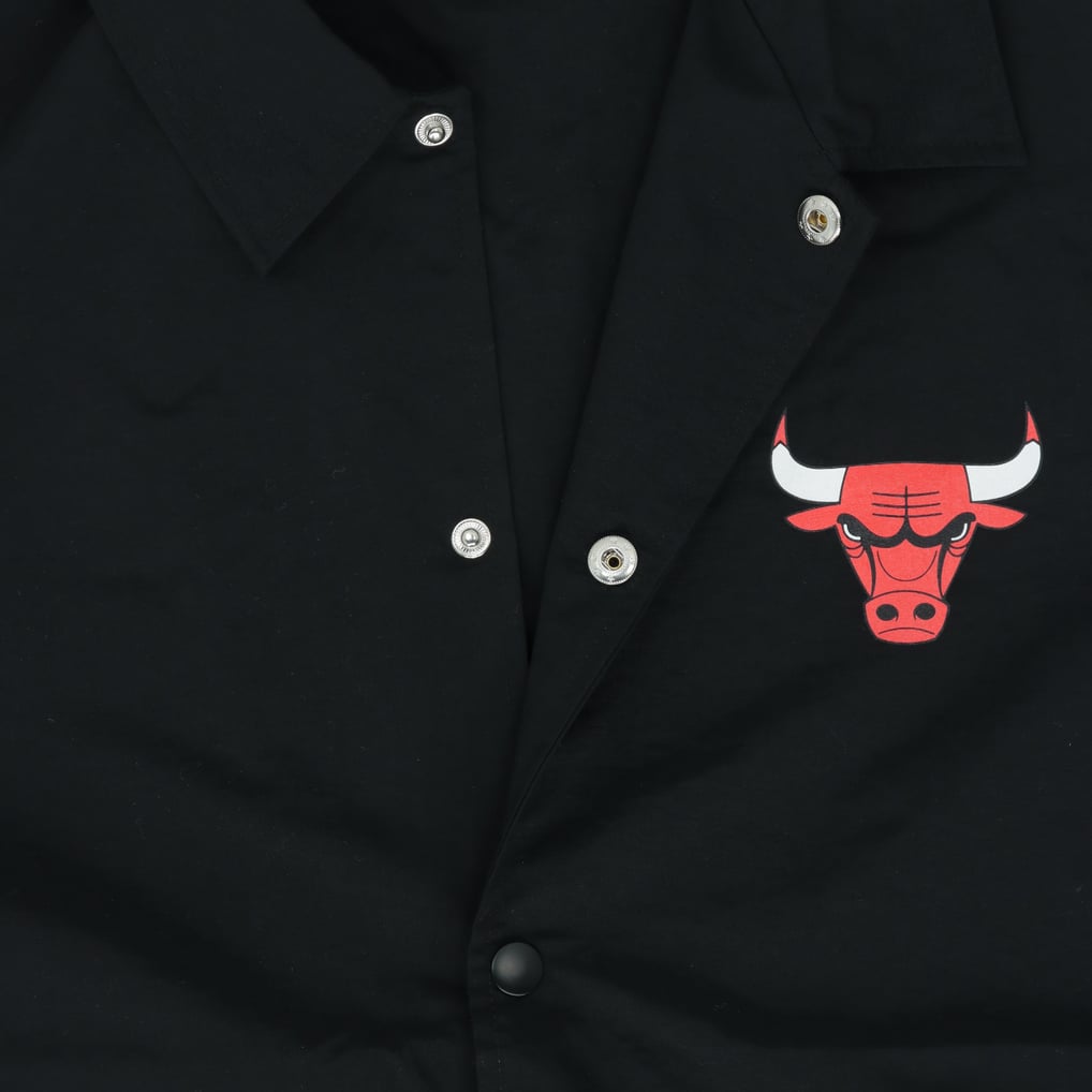 NBAストアジャパン限定】 Fanatics シカゴ・ブルズ コーチジャケット 