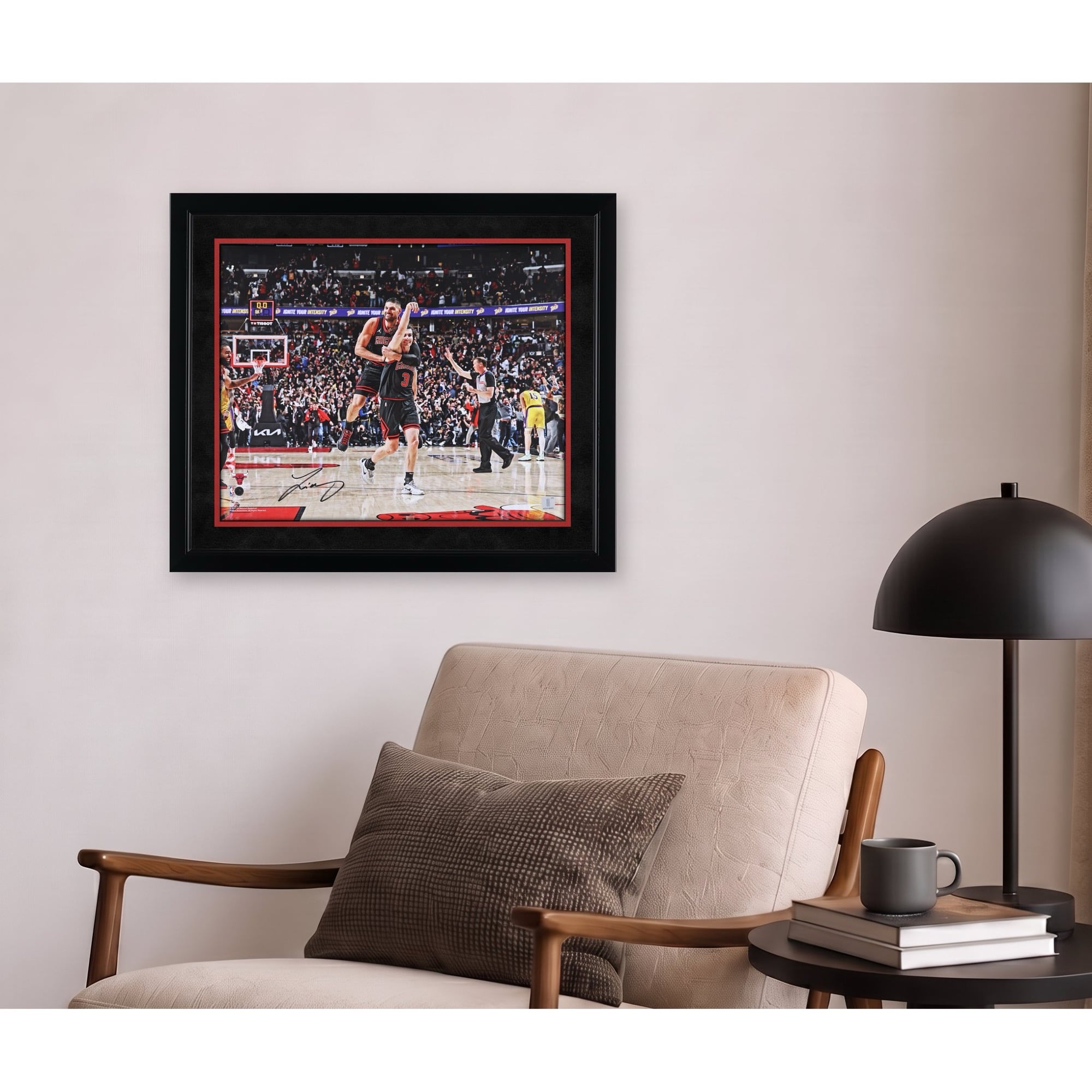 Josh Giddey Chicago Bulls Autographed 16" x 20" Game Winner vs. Lakers Photograph