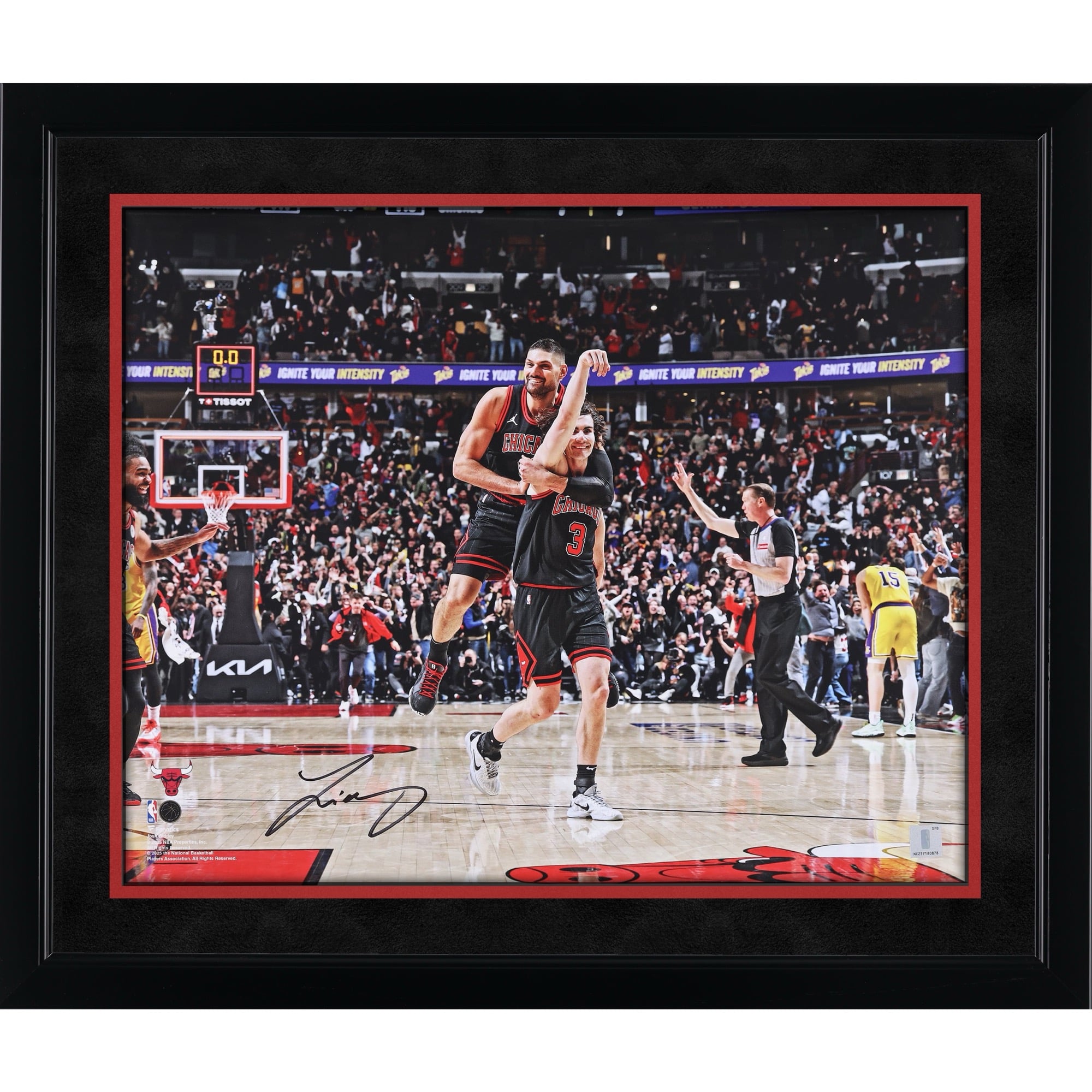 Josh Giddey Chicago Bulls Autographed 16" x 20" Game Winner vs. Lakers Photograph