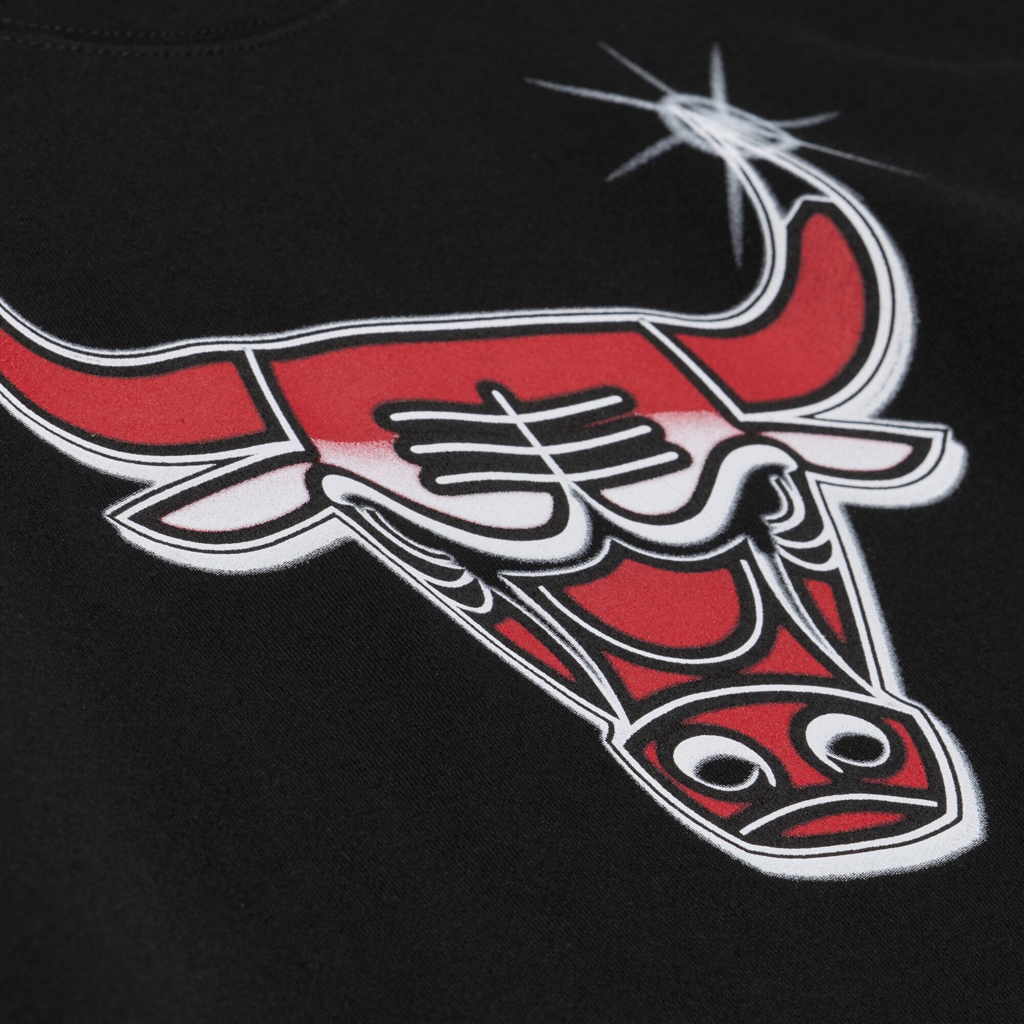 Men's Mitchell & Ness Black Chicago Bulls Airbrush Sweatshirt