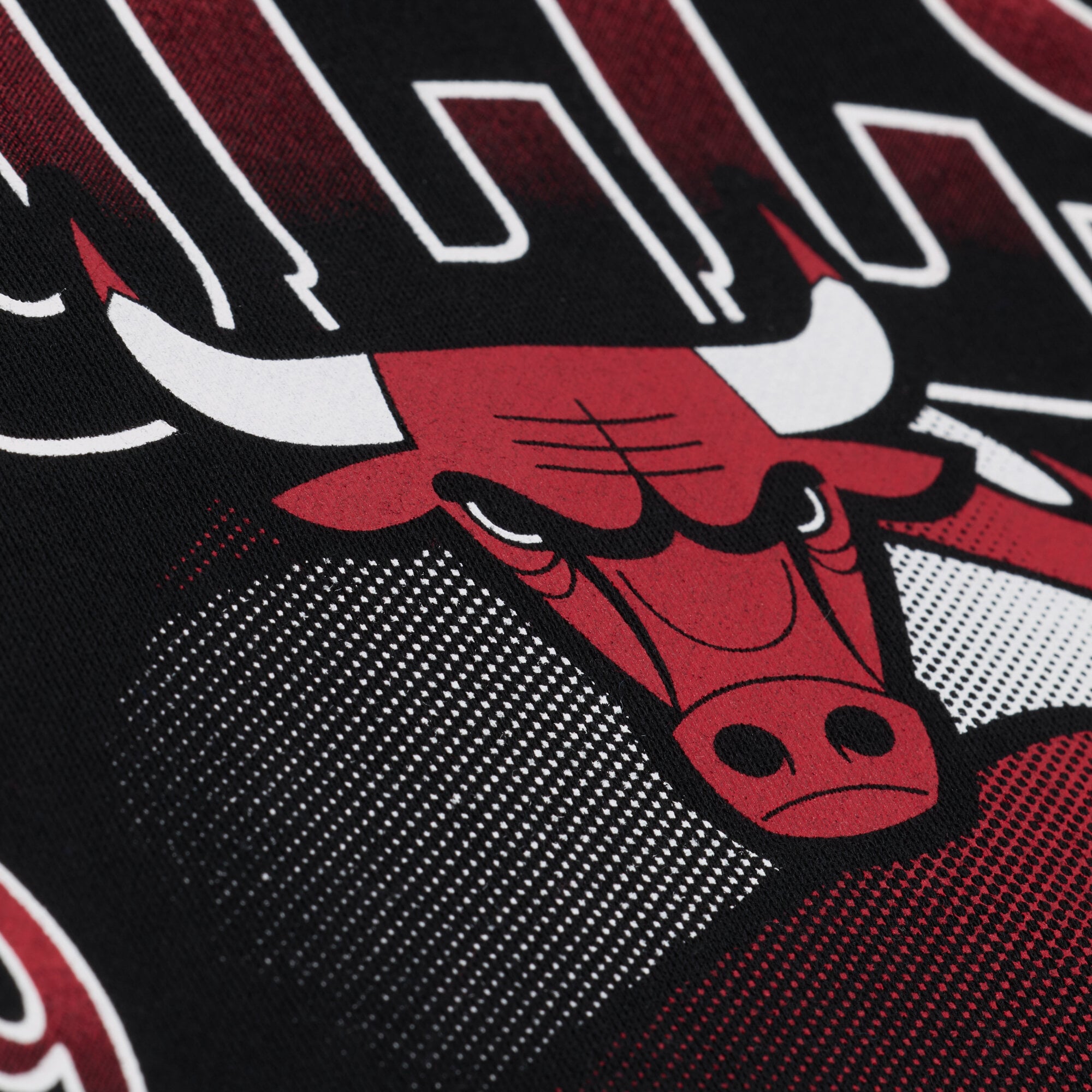 Men's Mitchell & Ness Black Chicago Bulls Street Graphics Hoodie