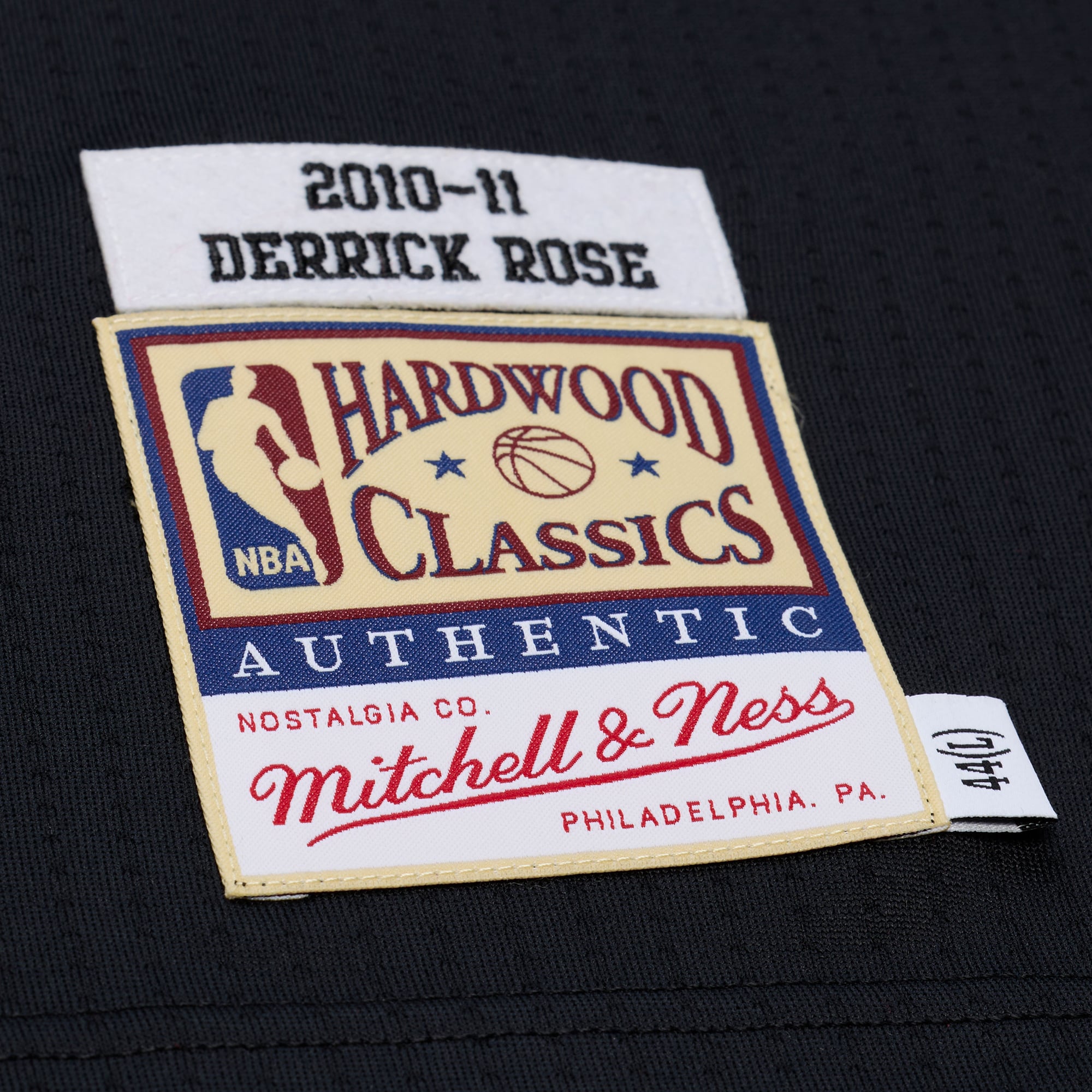 Maillot authentique Mitchell & Ness Derrick Rose rouge des Chicago Bulls 2008-09 pour homme