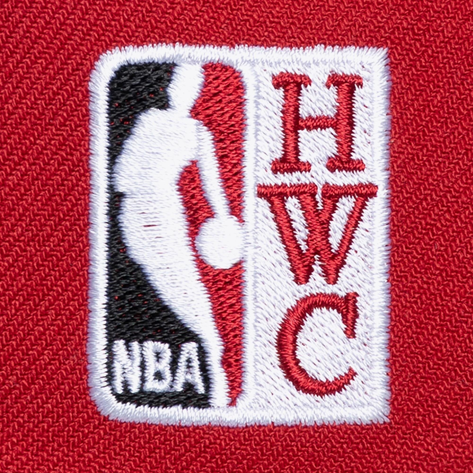 Men's Mitchell & Ness Red Chicago Bulls Hardwood Classics Legendary Home Snapback Hat