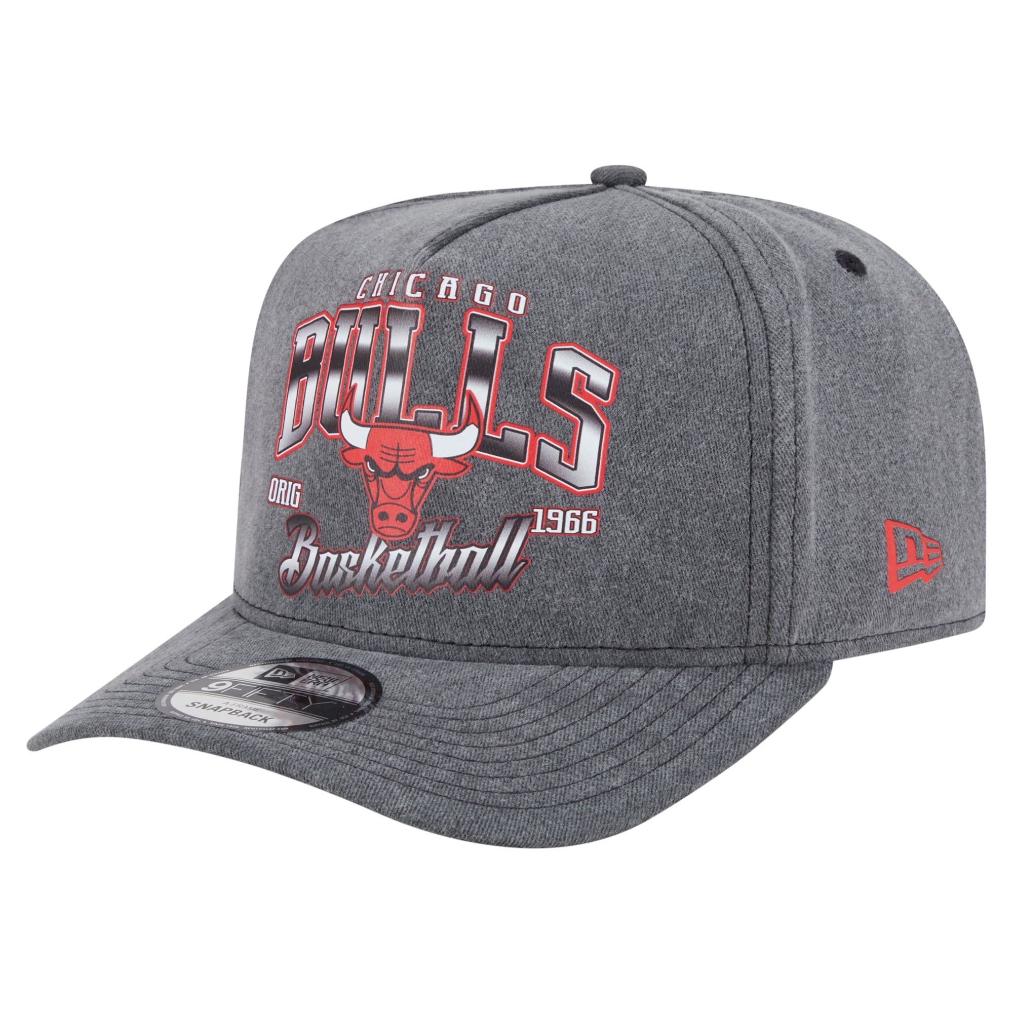 Men's Chicago Bulls New Era Charcoal Throwback Washed Pre-Curved 9FIFTY Snapback Hat