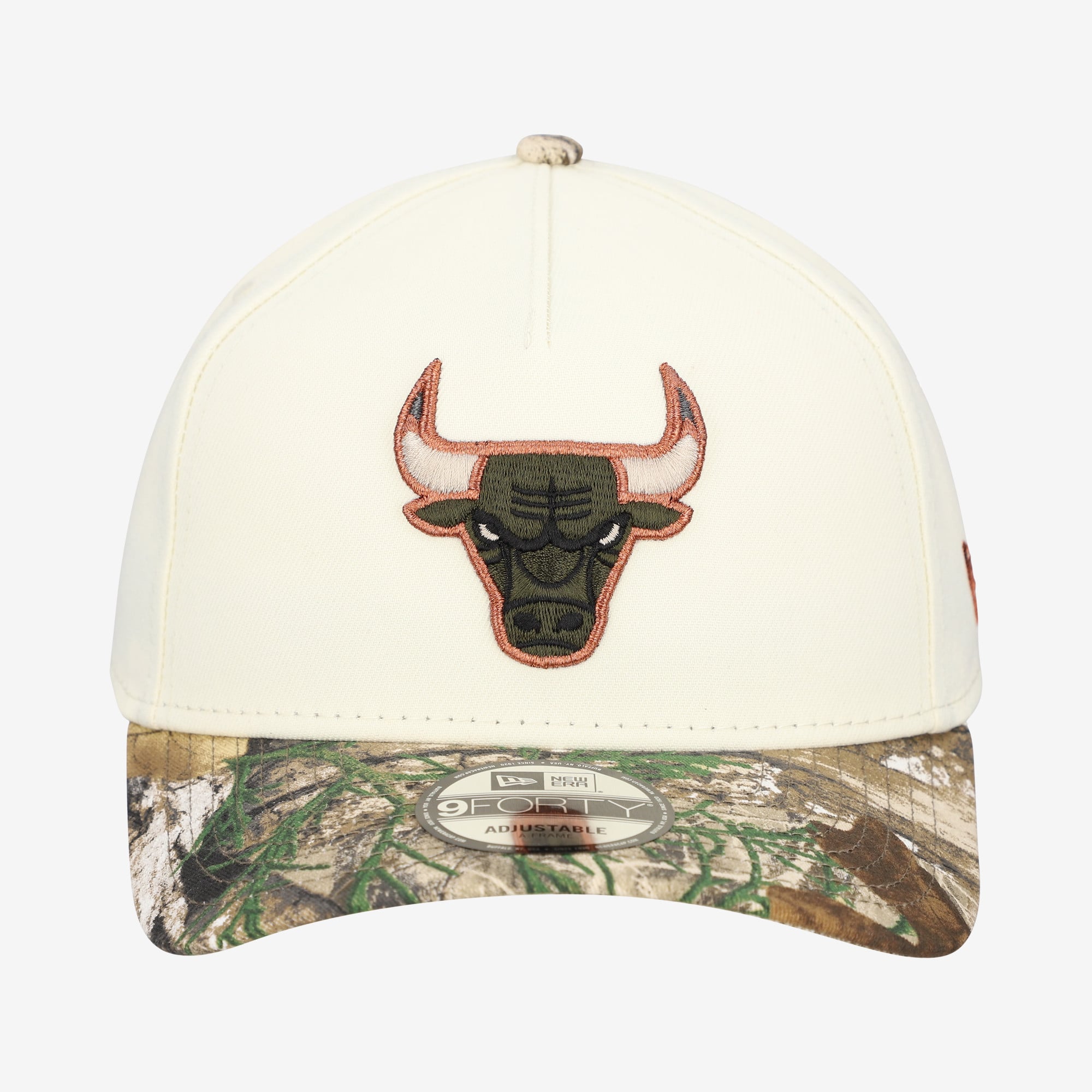 Men's New Era Cream Chicago Bulls Realtree Chrome Two-Tone 9FORTY A-Frame Adjustable Hat
