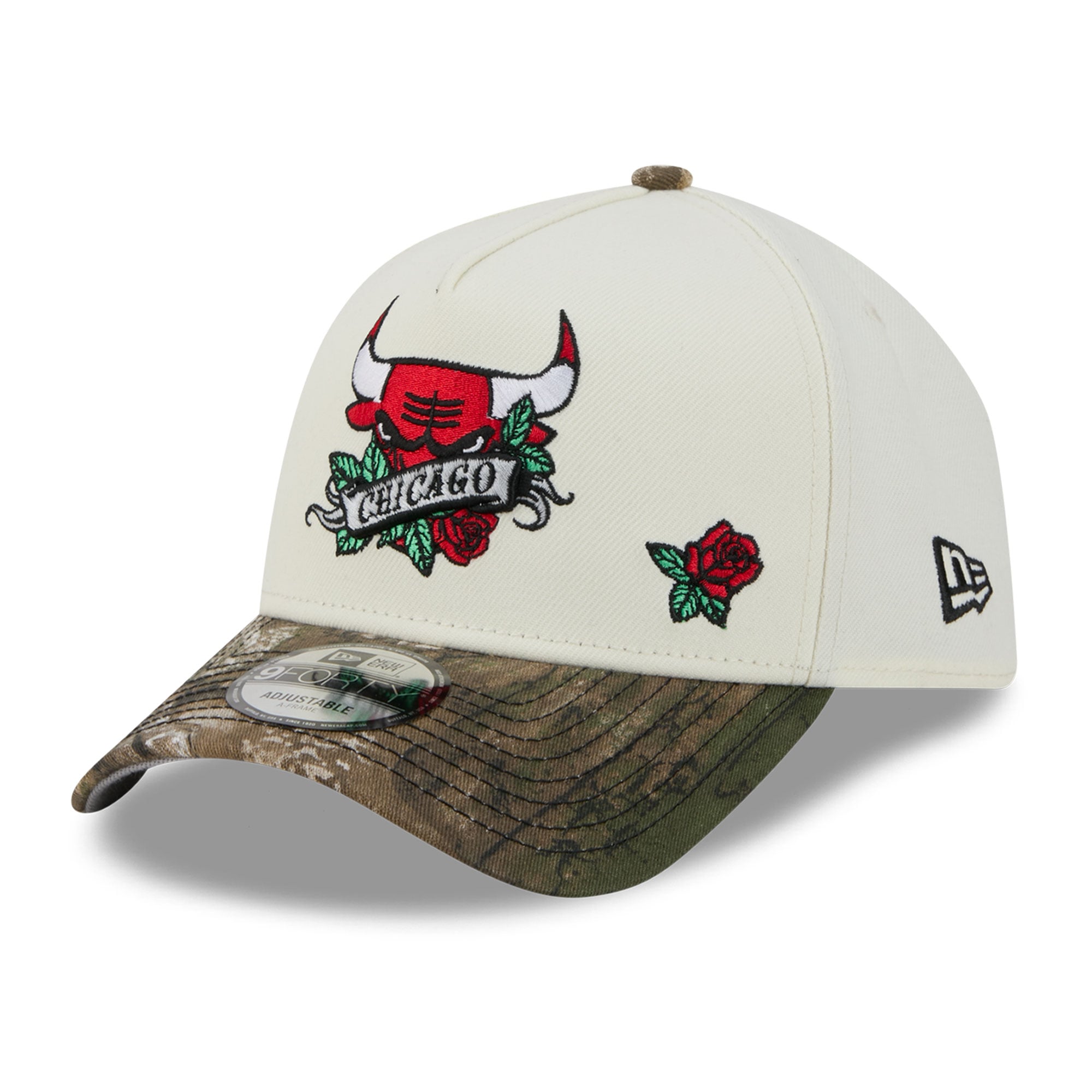 Casquette ajustable New Era 9FORTY A-Frame crème/camouflage Chicago Bulls Rose Banner pour homme