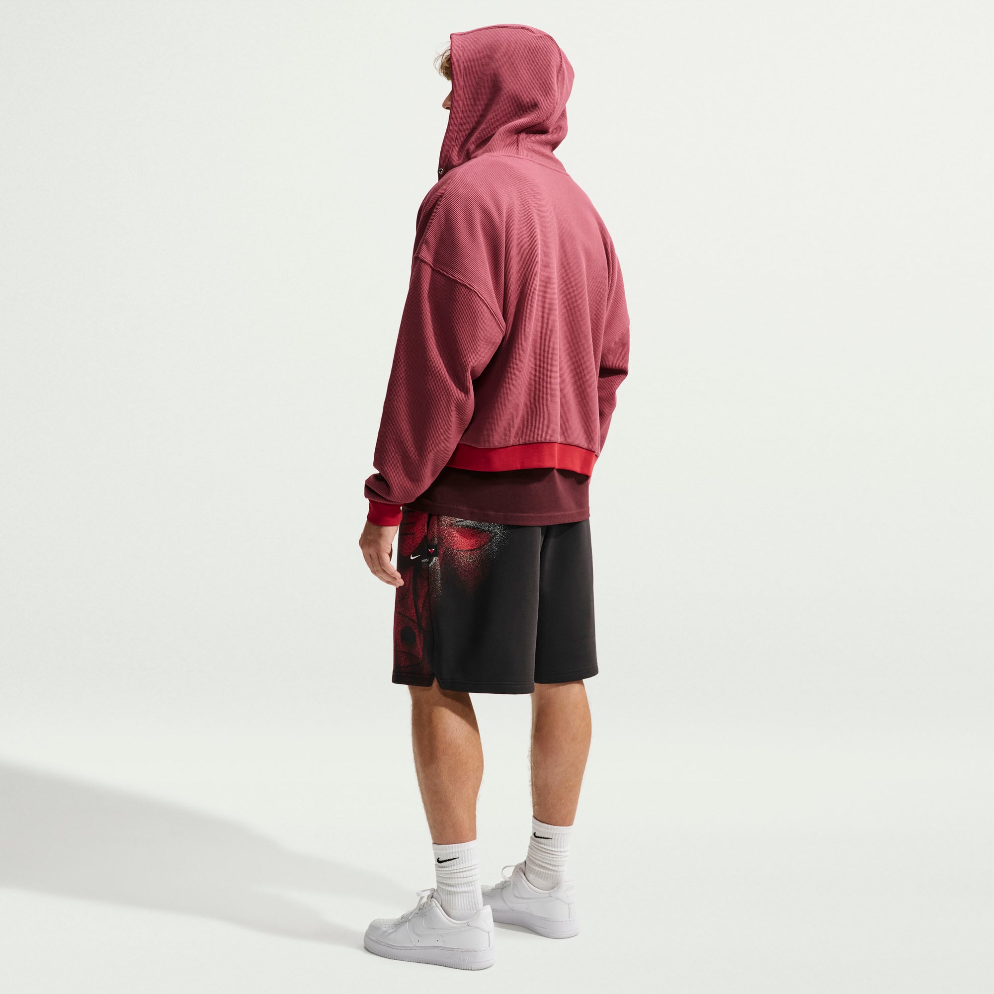 Short de sport Nike Chicago Bulls 2026 Standard Issue pour homme, en polaire noire.