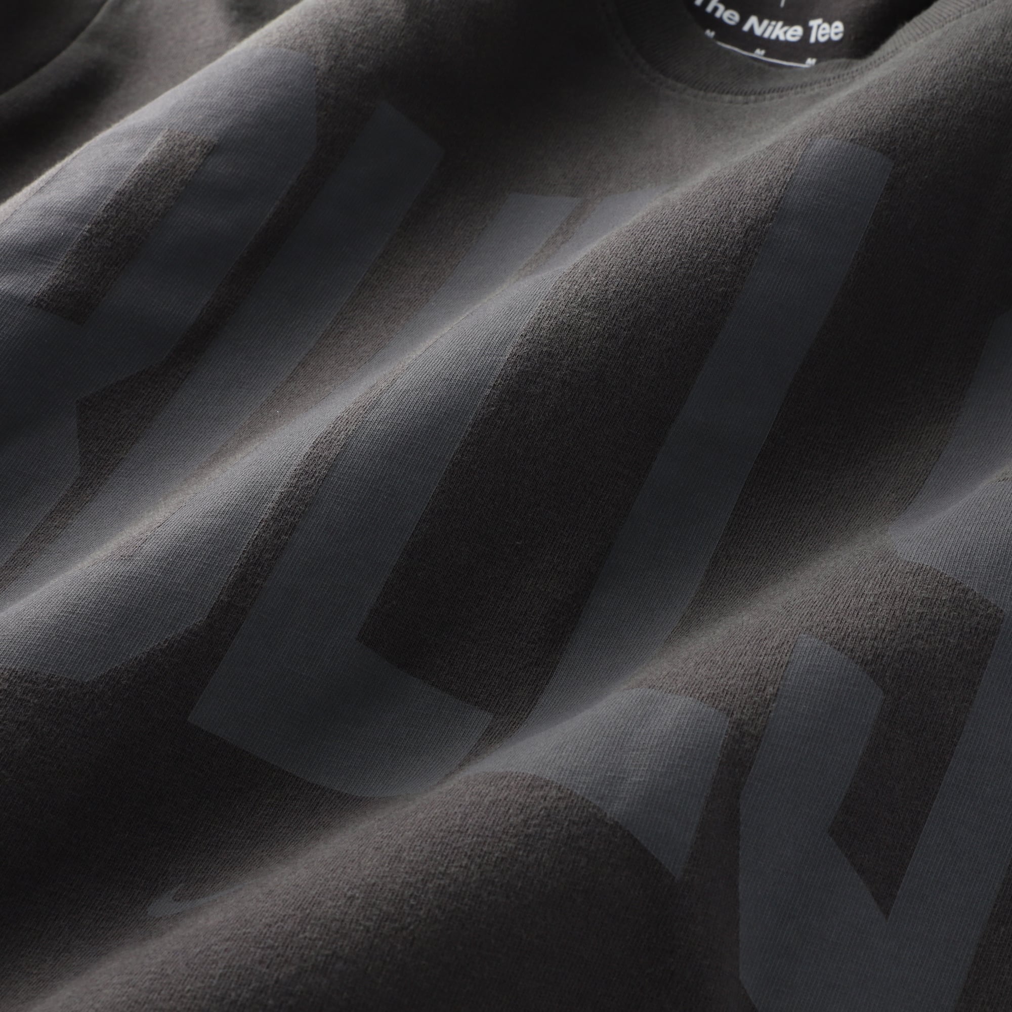T-shirt à manches longues Nike Chicago Bulls 2026 Standard Issue Travel pour homme, couleur anthracite.