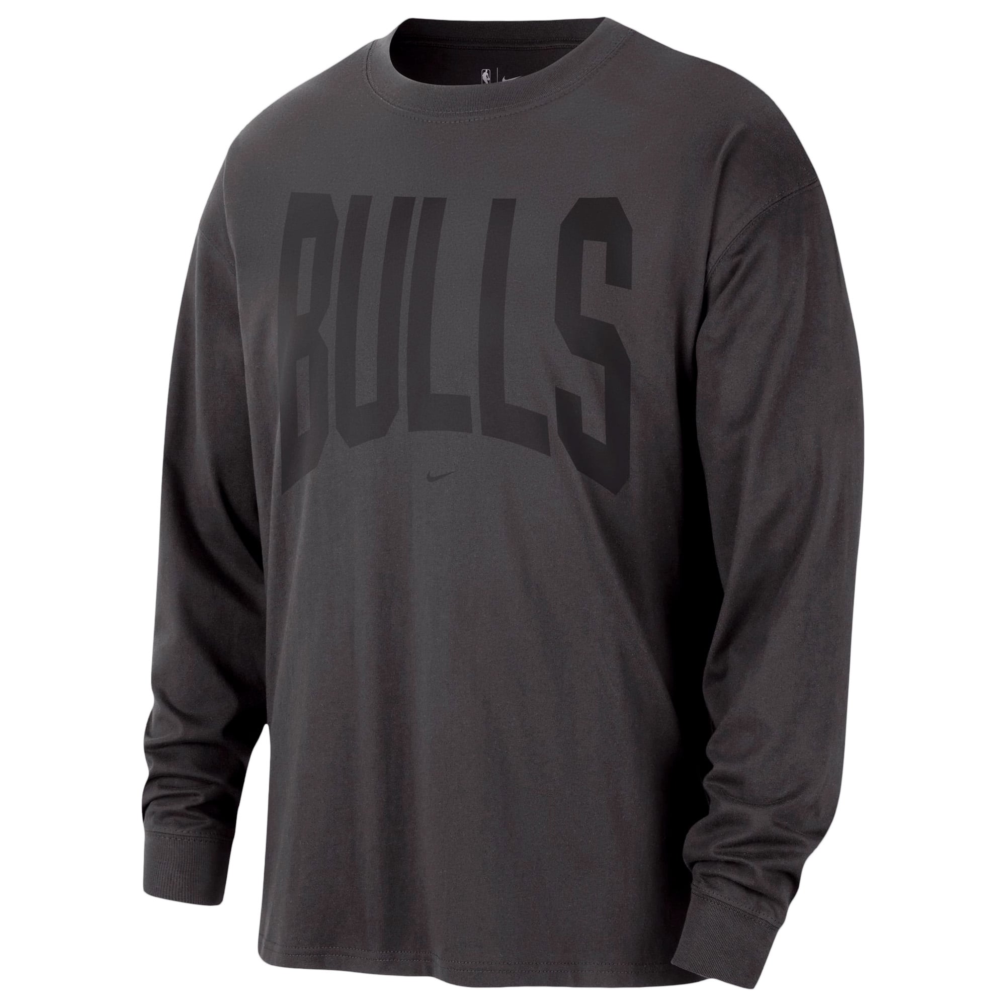 T-shirt à manches longues Nike Chicago Bulls 2026 Standard Issue Travel pour homme, couleur anthracite.