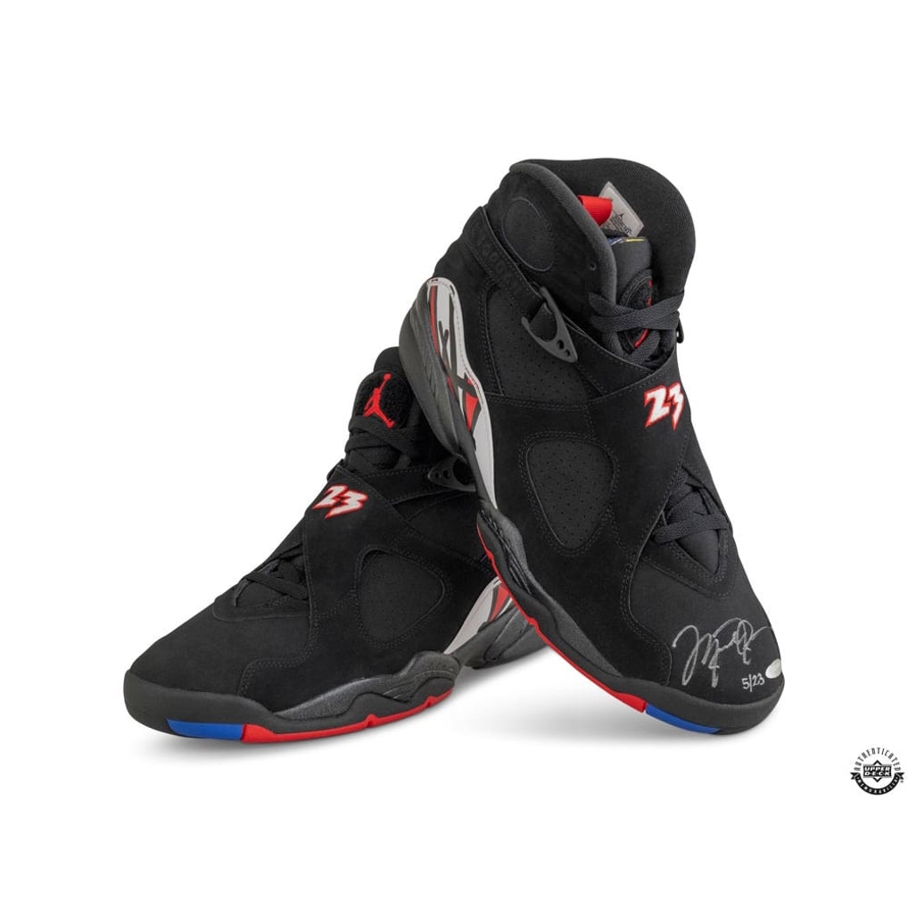 michael-jordan-autographed- 