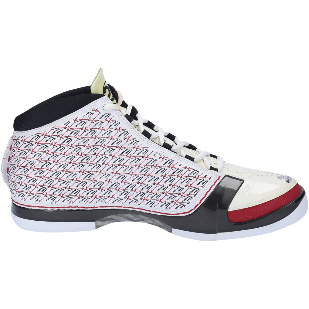 Michael Jordan Chicago Bulls Autographed Black Jordan XXIII  display picture 1