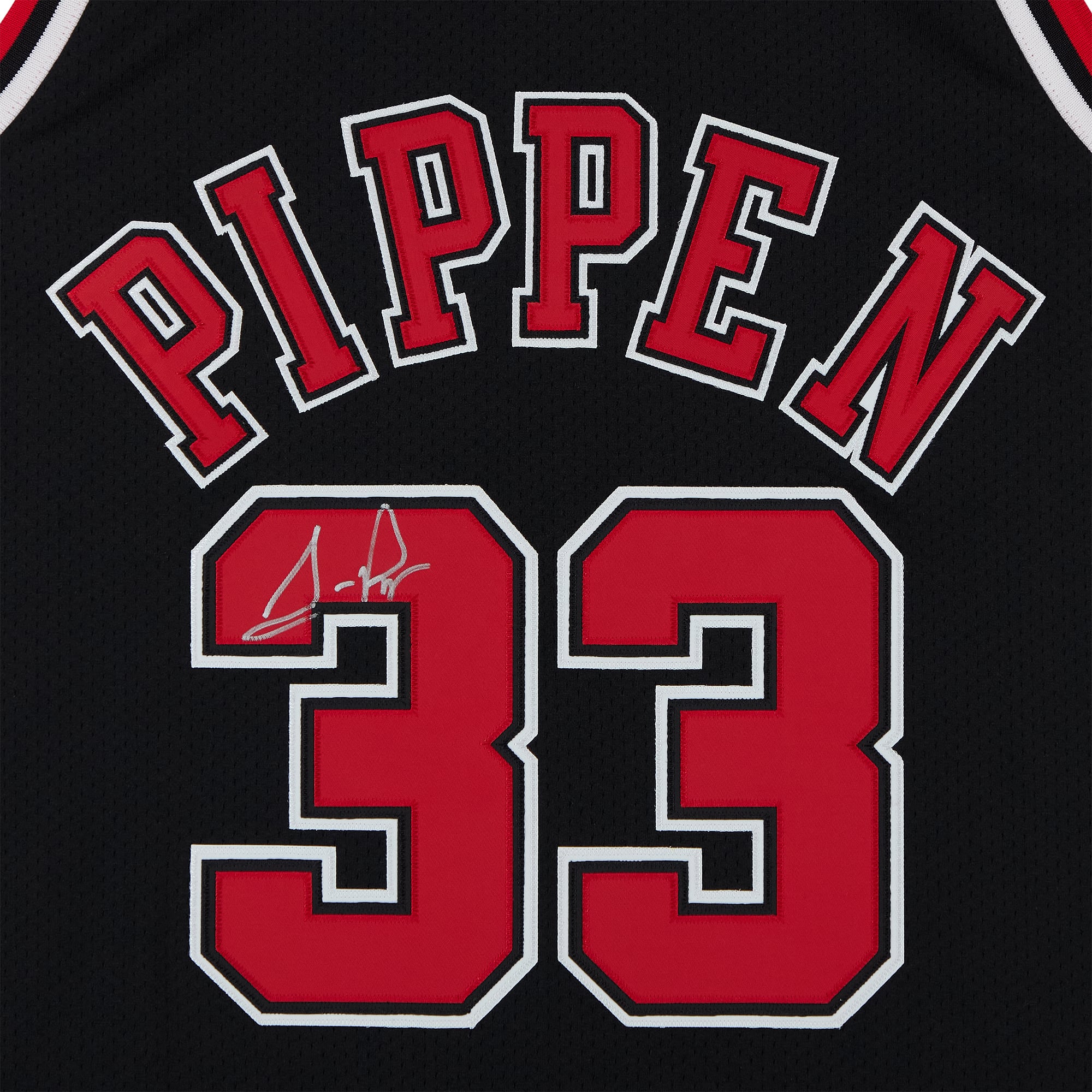 Scottie Pippen Chicago Bulls Autographed Black Mitchell & Ness 1997 Authentic Jersey