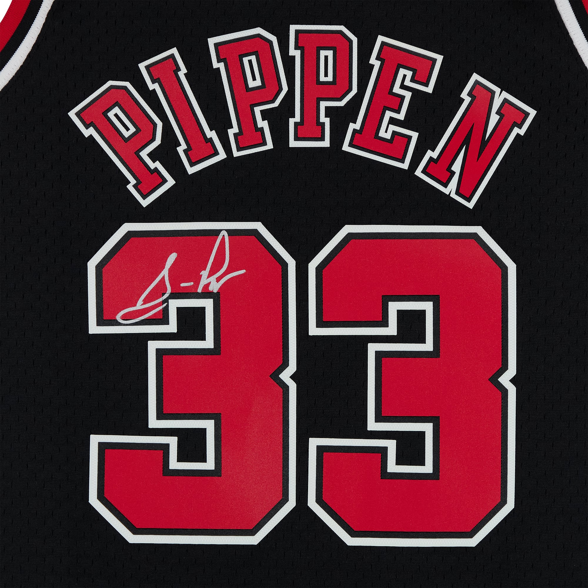 Scottie Pippen Chicago Bulls Autographed Mitchell & Ness Black 1997-98 Swingman Jersey